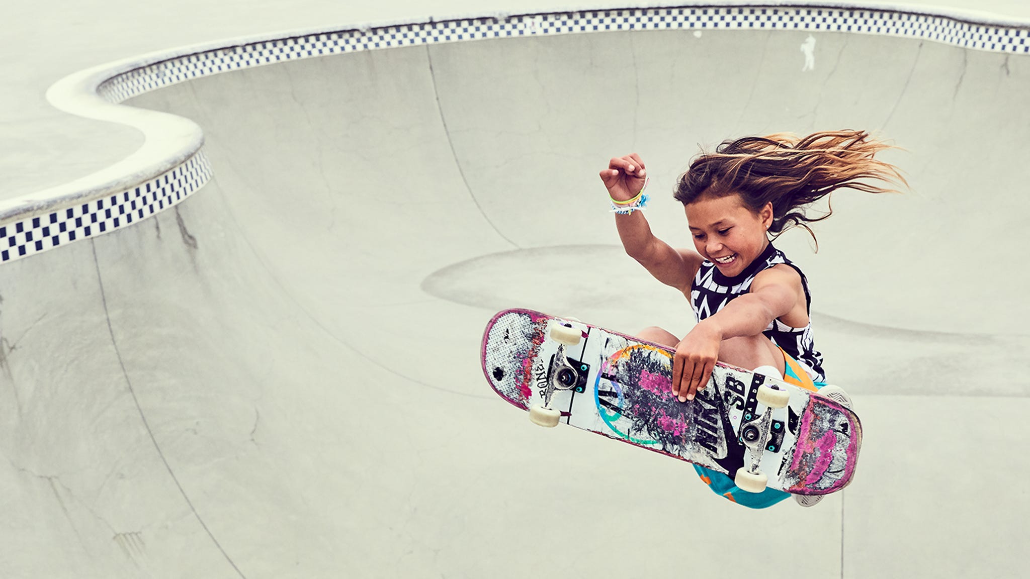 2048x1152 The 11 Year Old Girl Taking Skateboarding By Storm