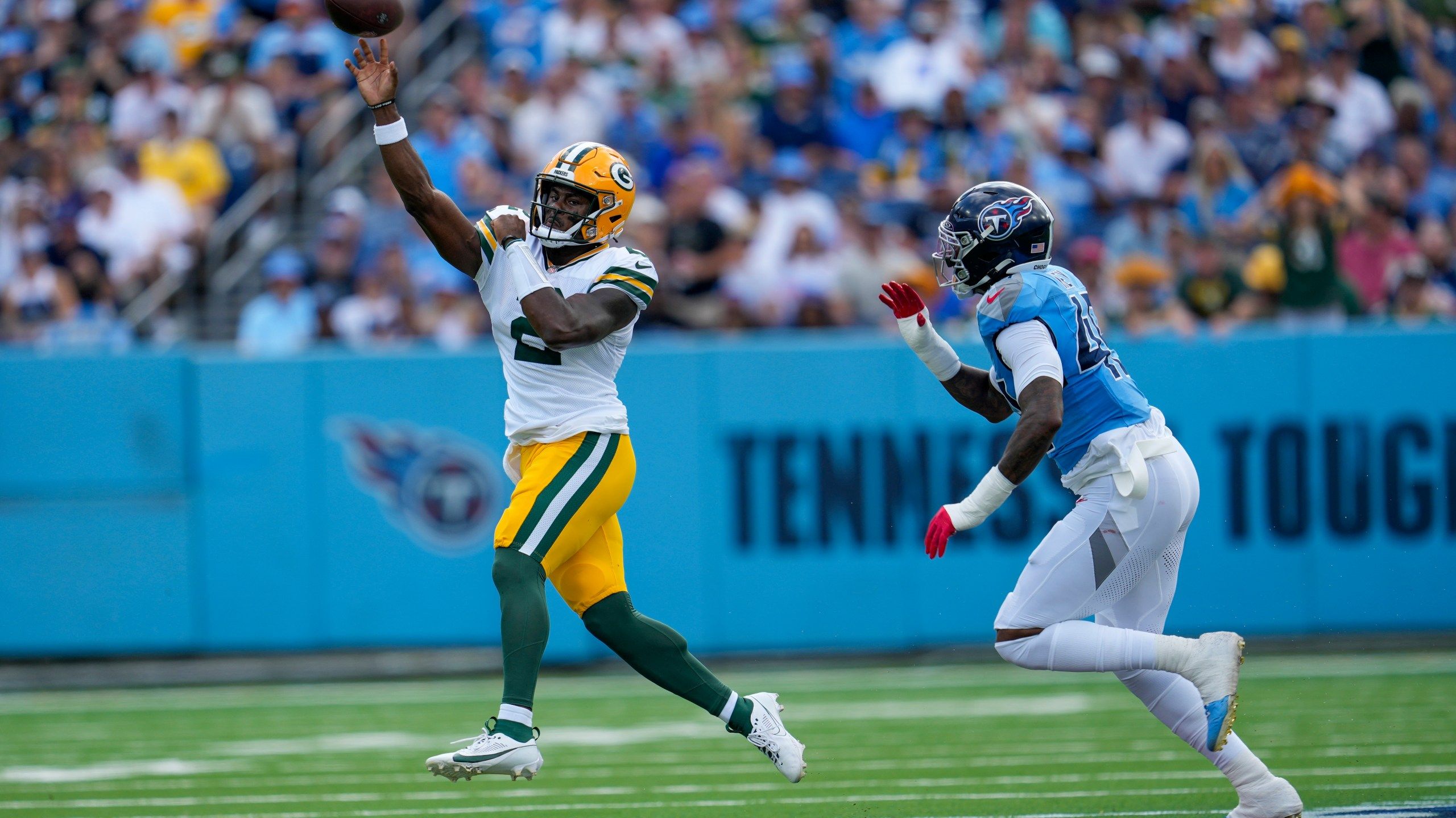 2560x1440 Willis Leads Packers Past Former Team, Green Bay's Defense Stellar In 30 14 Win Over Titans