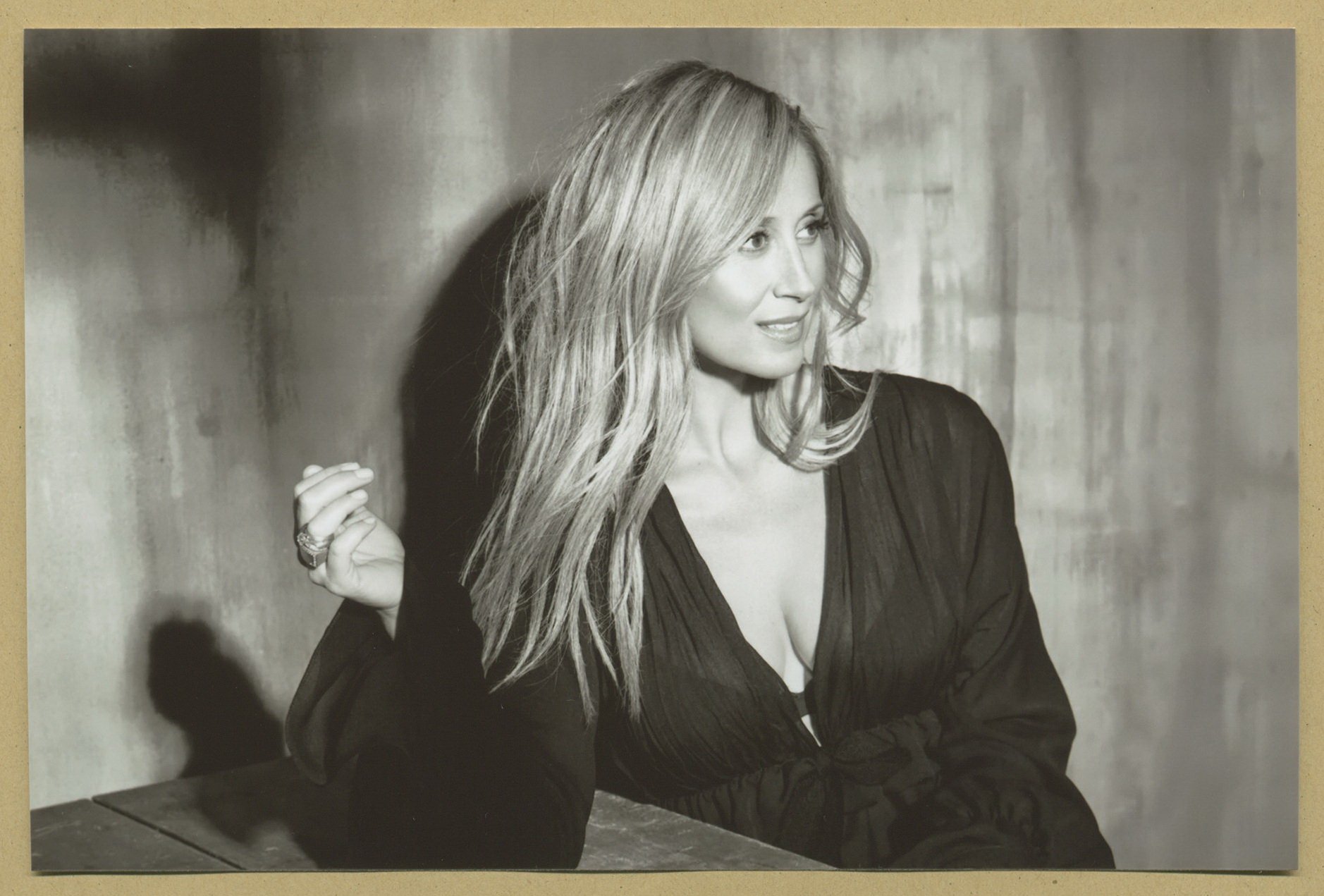 1878x1271 Lara Fabian Carte Signée + Photo 2007 By Lara Fabian Et Auteure Compositrice Belgo Canadienne: (2007) Signé Par L'auteur Manuscript&nbsp;/&nbsp;Paper&nbsp;Collectible