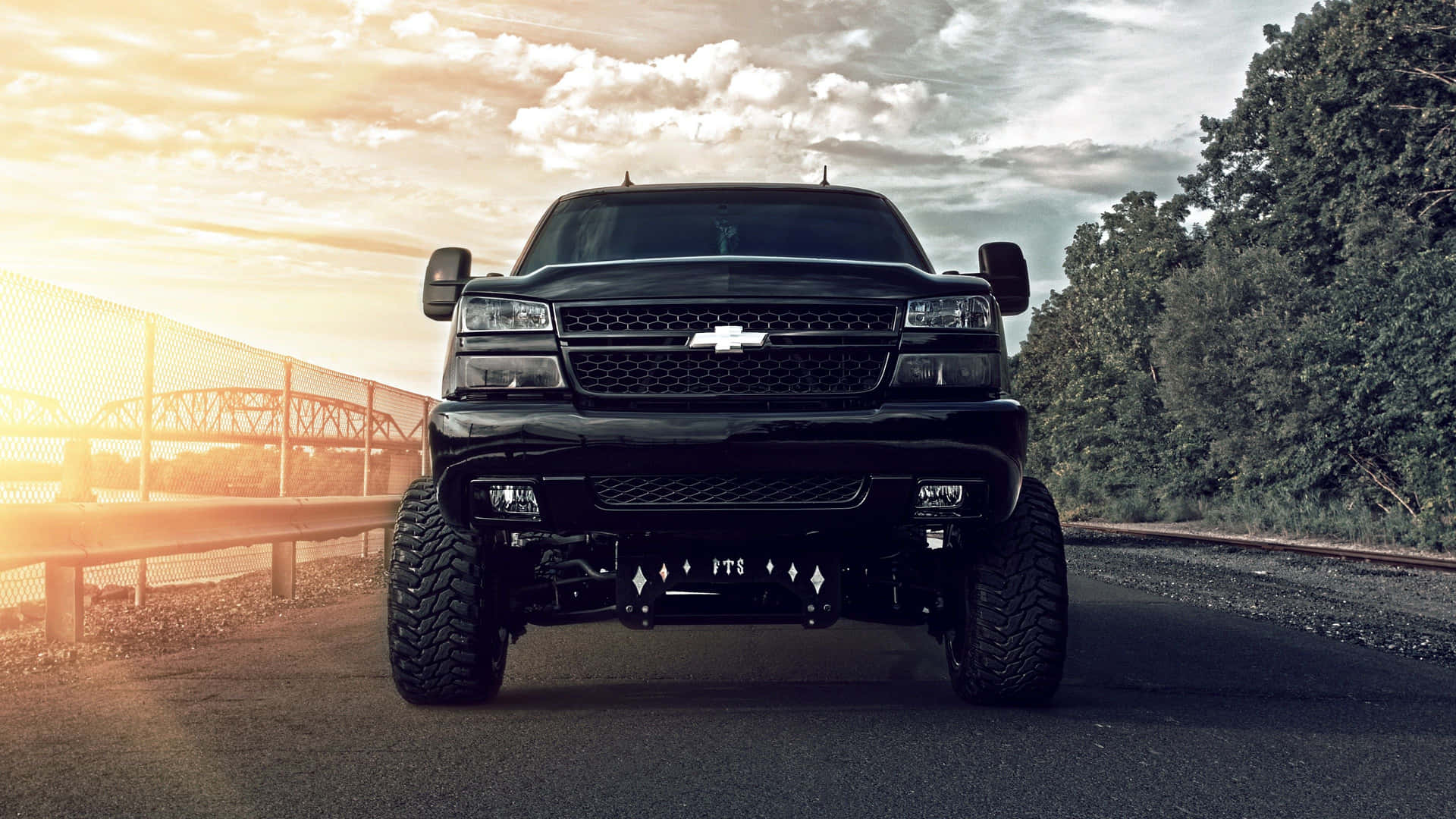 1920x1080 Download Black Lifted Truck Full Front View Wallpaper