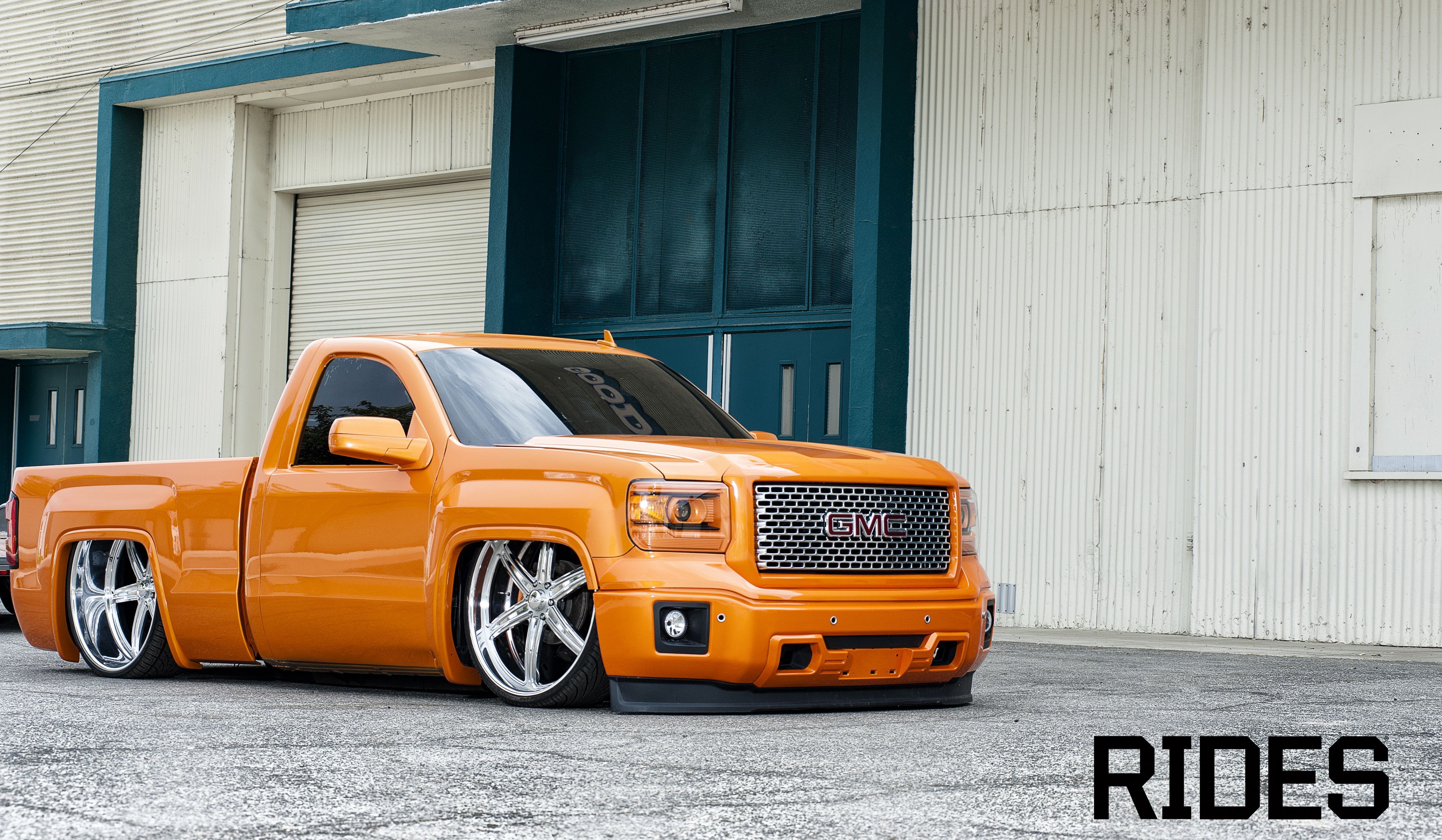 4256x2480 Modified Trucks Wallpaper