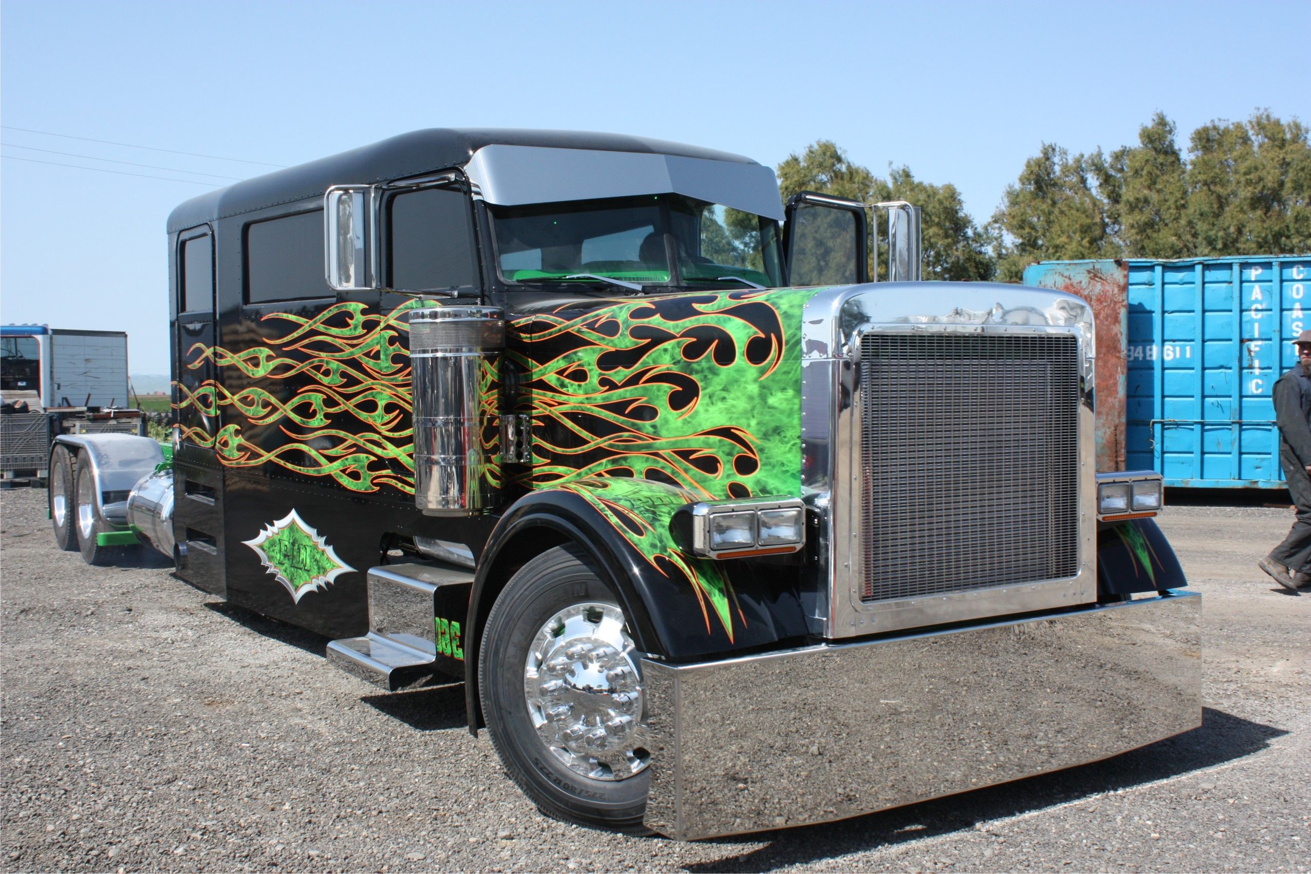 2557x1705 Custom Truck With Flames