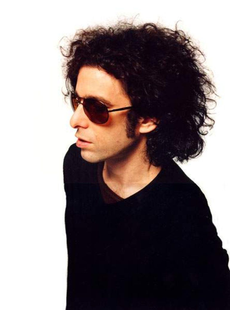 770x1041 Andrés Calamaro Wallpaper