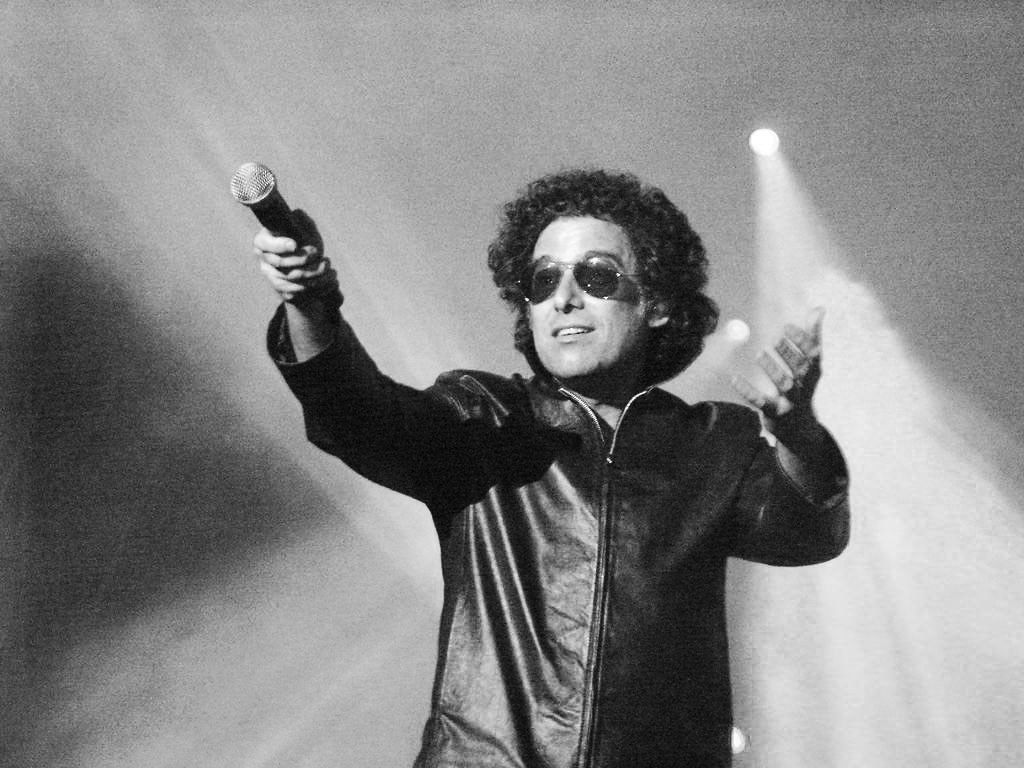 1024x768 Andres Calamaro. Marialegria