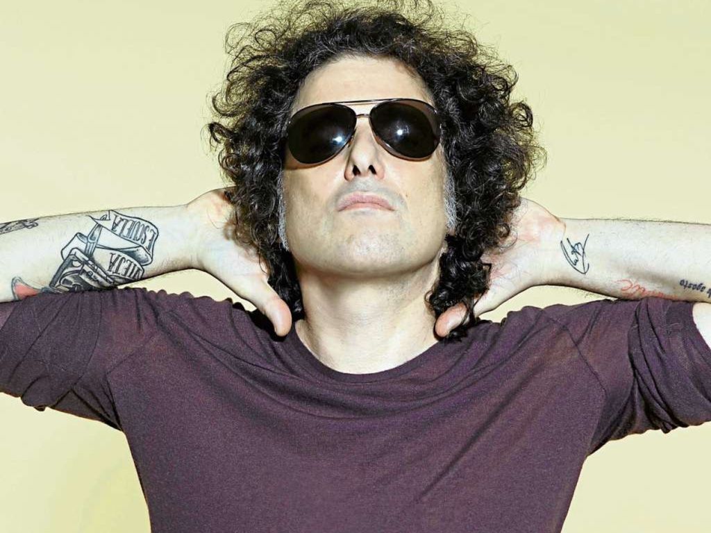 1024x768 Bob Dylan eligió a Andrés Calamaro como telonero