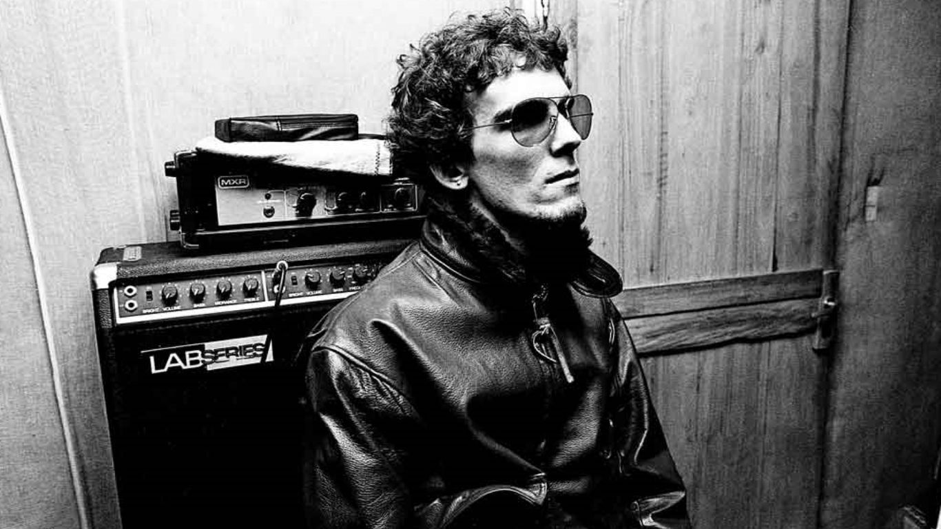 1366x768 Luis Alberto Spinetta y una biografía visual