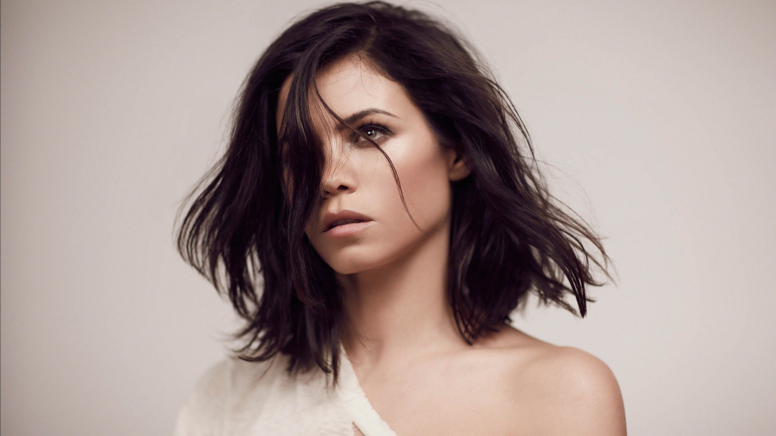 2560x1440 Jenna Dewan Wallpaper