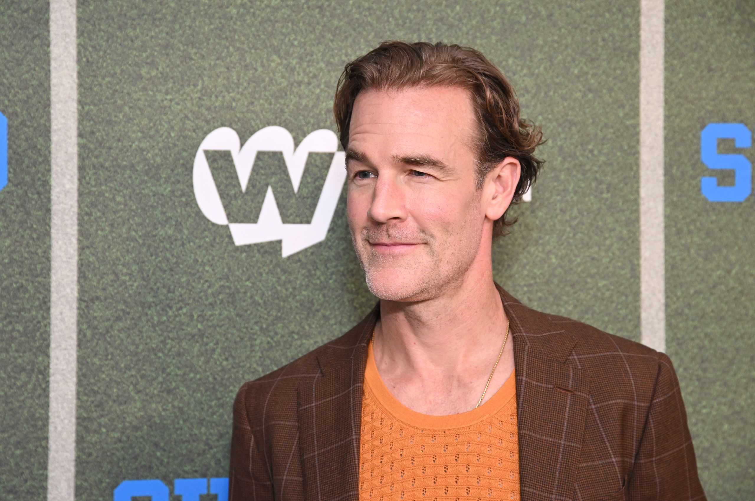 2560x1698 Ailing James Van Der Beek Shares Surprise Message at 'Dawson's Creek' Reunion