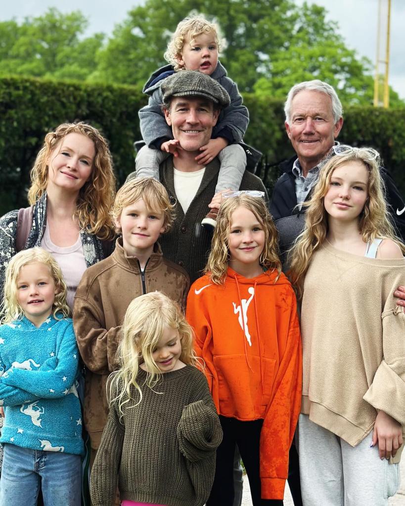 819x1023 Dad of 6 James Van Der Beek got a vasectomy before cancer diagnosis
