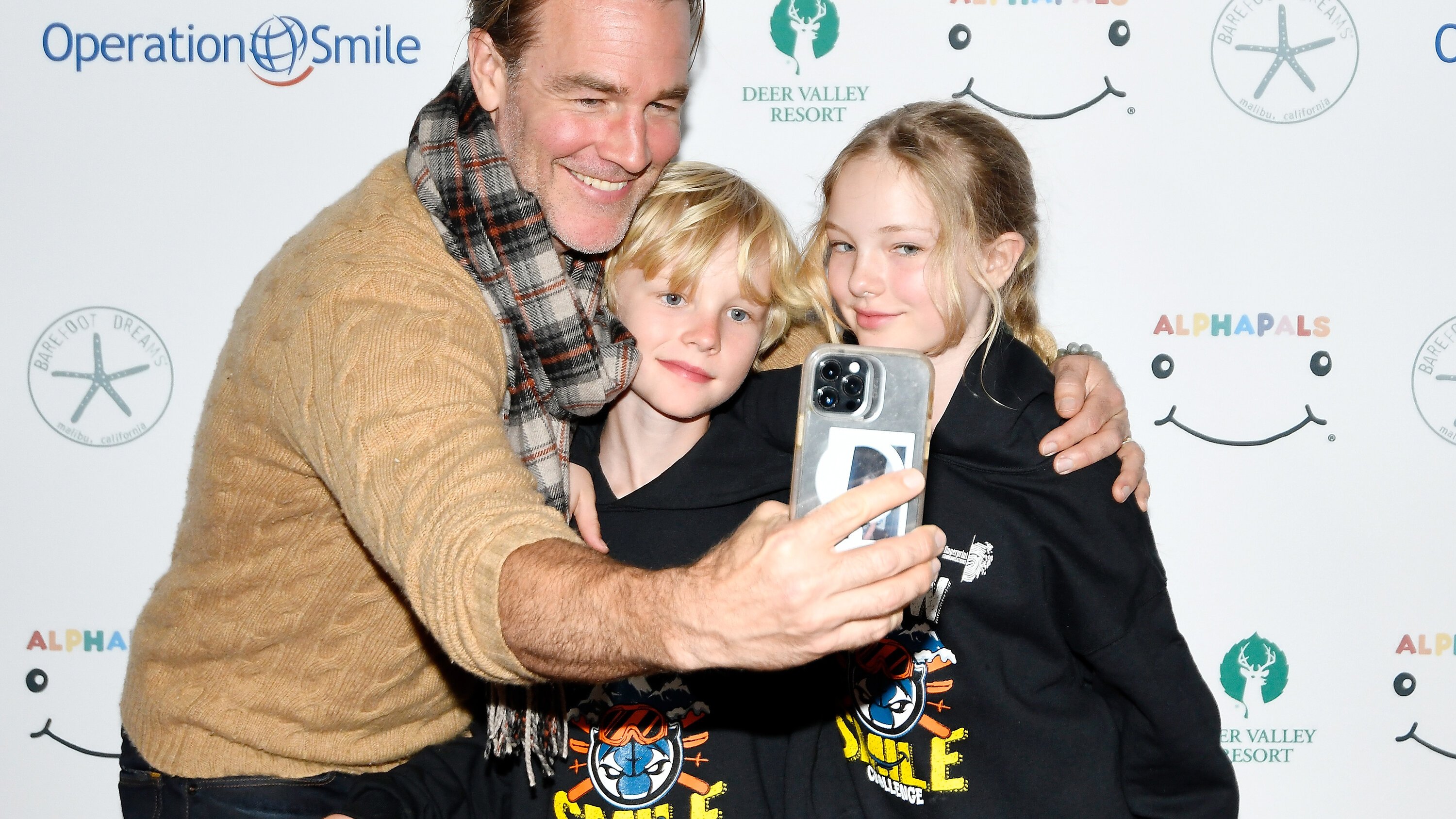3000x1688 In His Second Act, James Van Der Beek Starred Online as a Proud Dad and Family Man