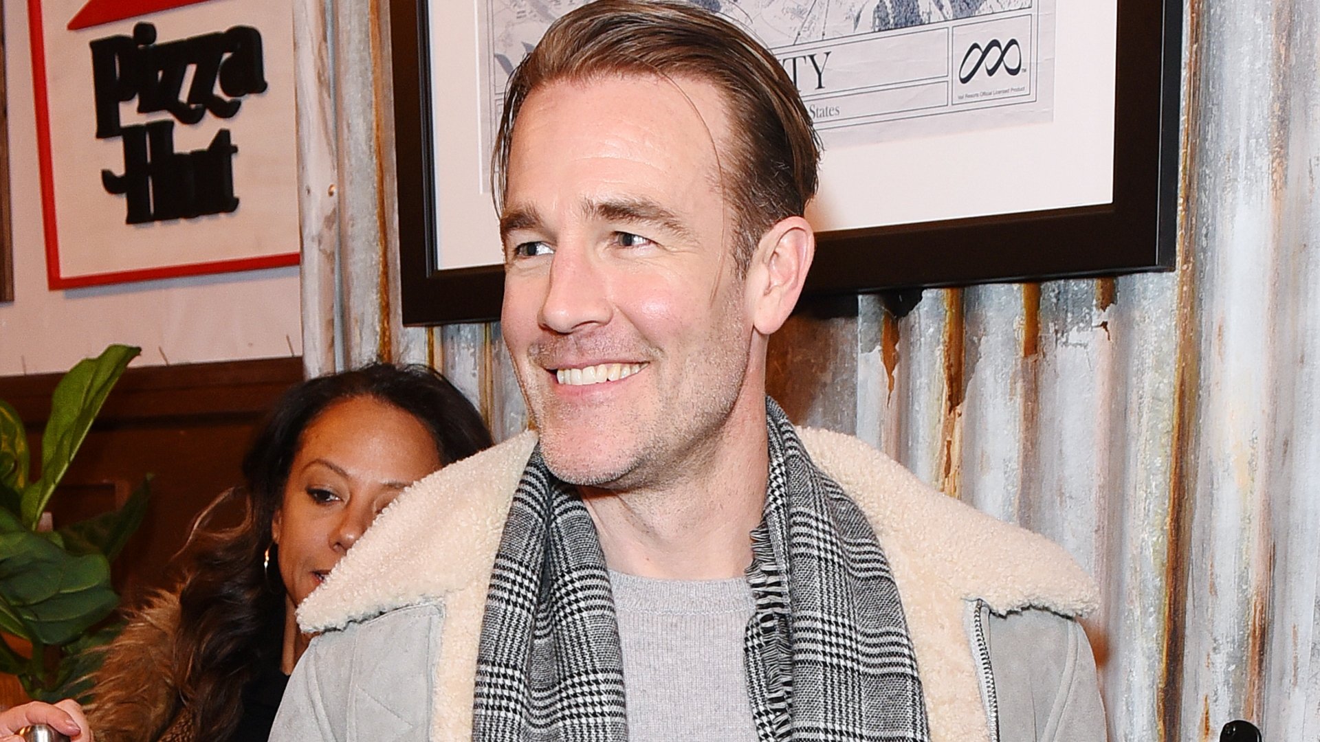 1920x1080 James Van Der Beek Spotlights Relationship With His Wife