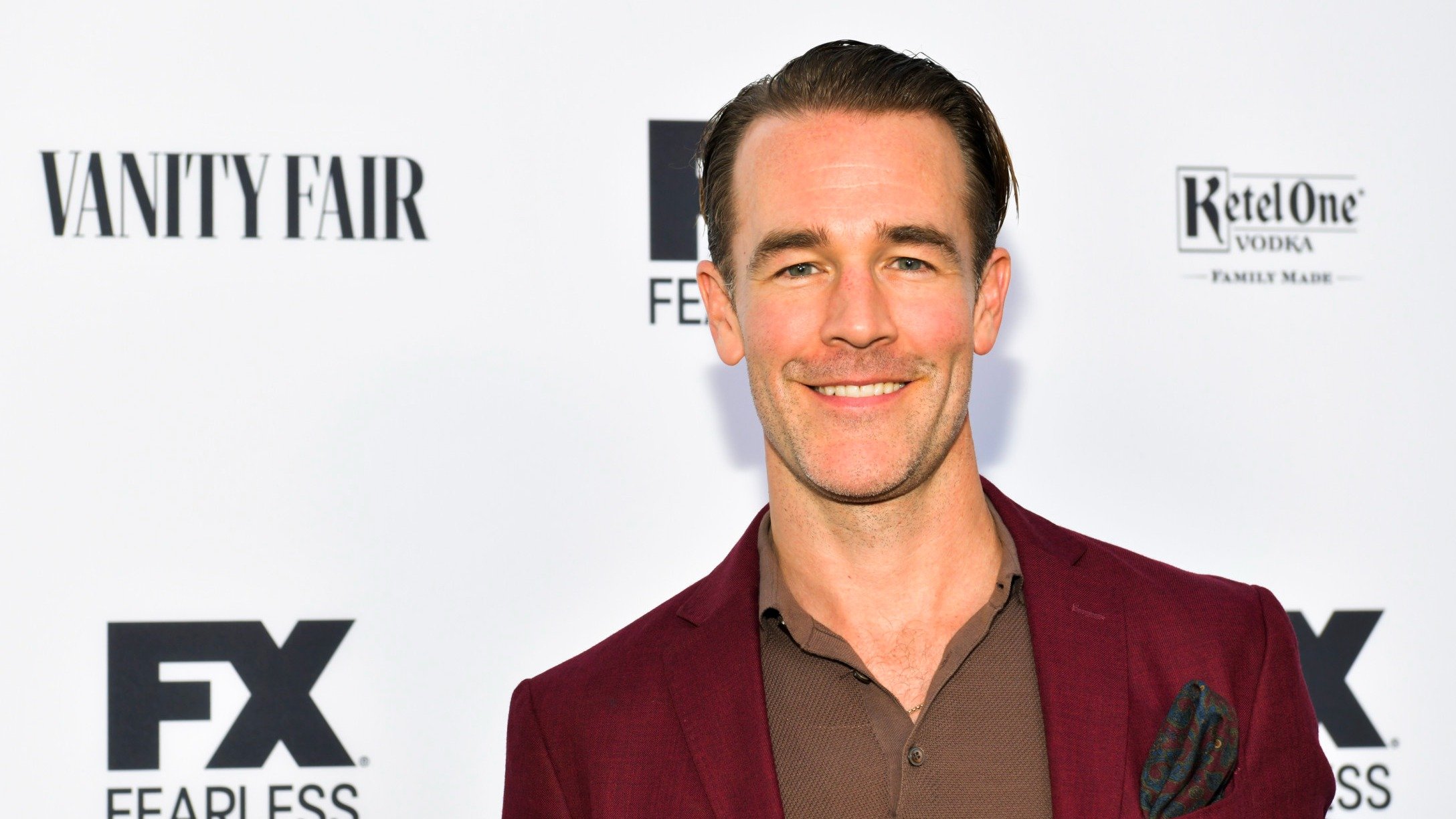 2176x1224 James Van Der Beek Poses With All 6 Of His Look Alike Kids To Celebrate His 46th Birthday