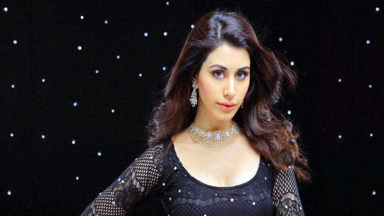 1280x720 Warina Hussain HD Wallpaper Hussain, Download Wallpaper