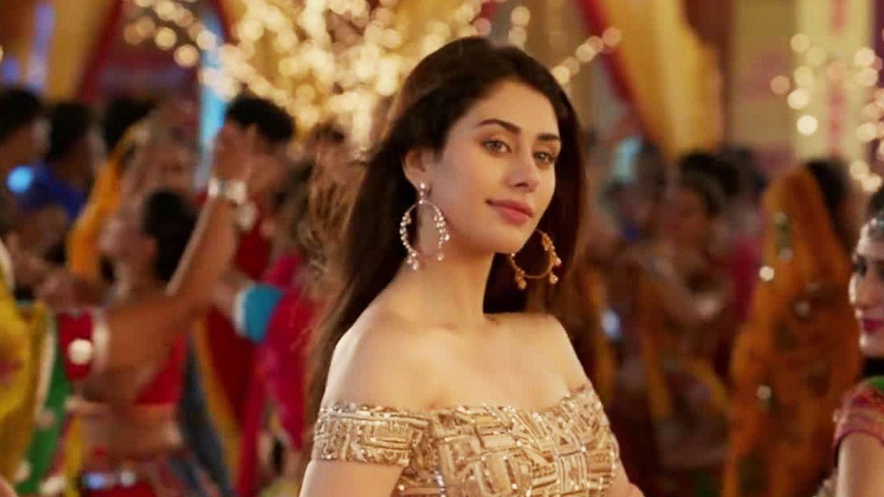 1280x720 Loveratri Heroin