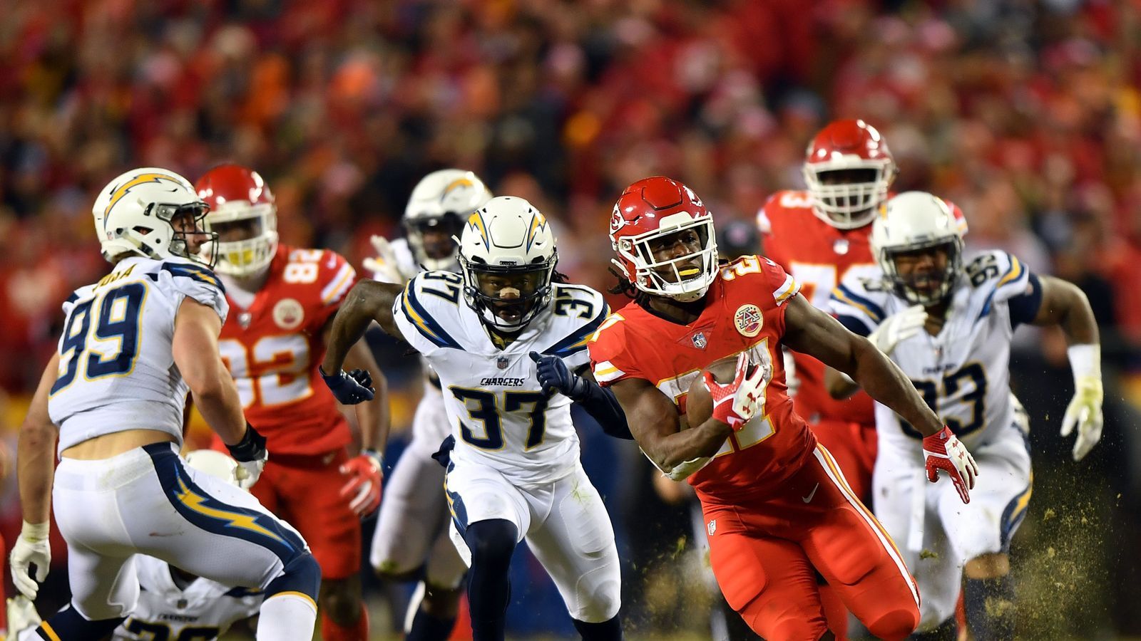 1600x900 Los Angeles Chargers 13 30 Kansas City Chiefs: Kareem Hunt Stars As Chiefs Take Charge Of AFC West