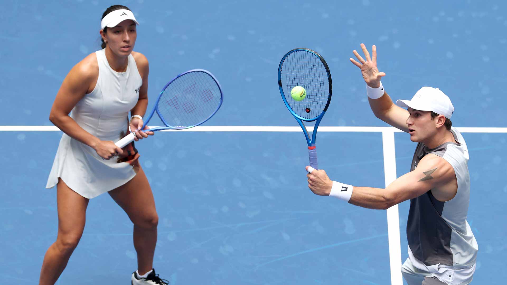 1920x1080 Draper & Pegula oust Alcaraz & Raducanu, then storm into US Open semis