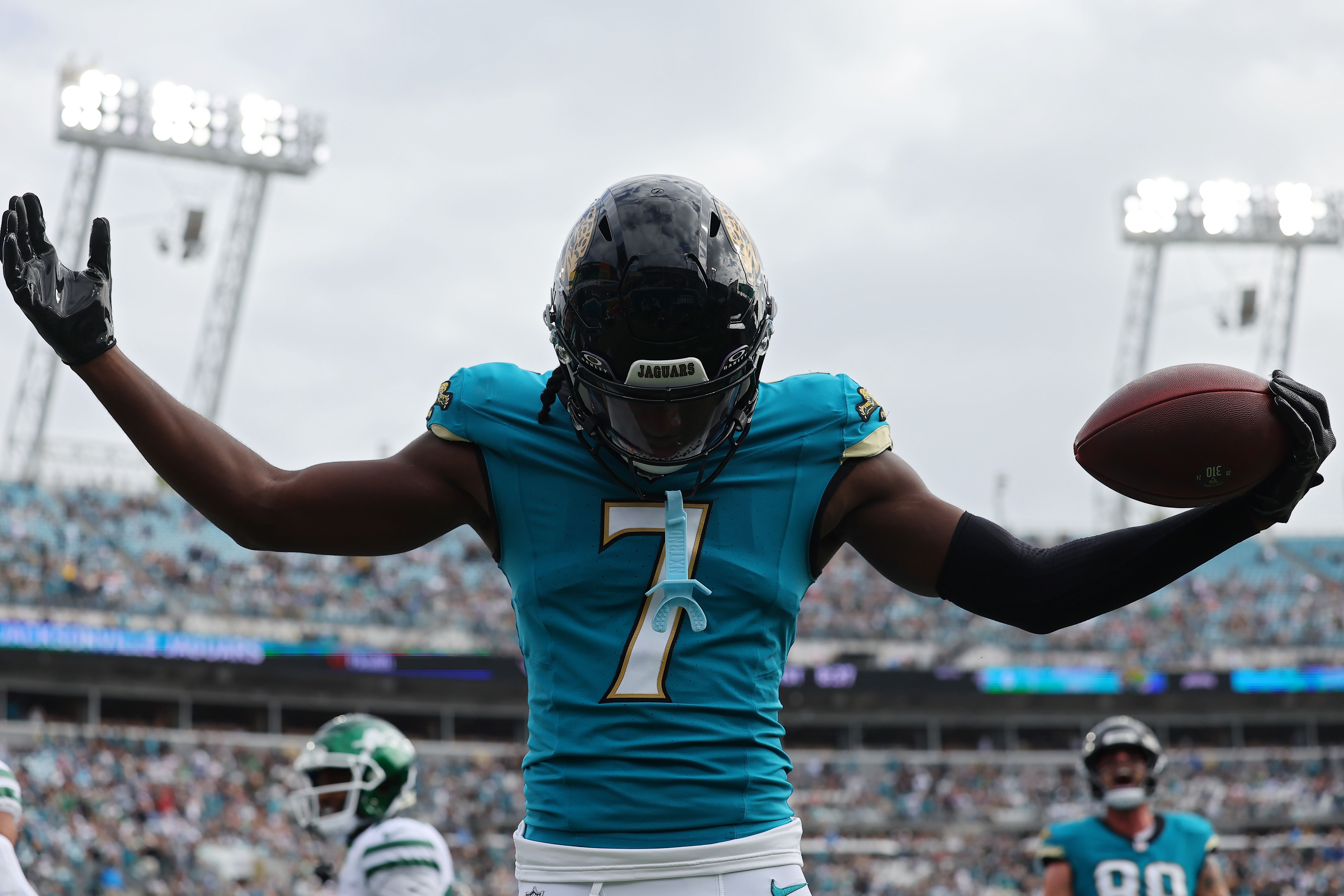 5963x3975 Jaguars' WR Brian Thomas Jr. named Offensive Rookie of the Month