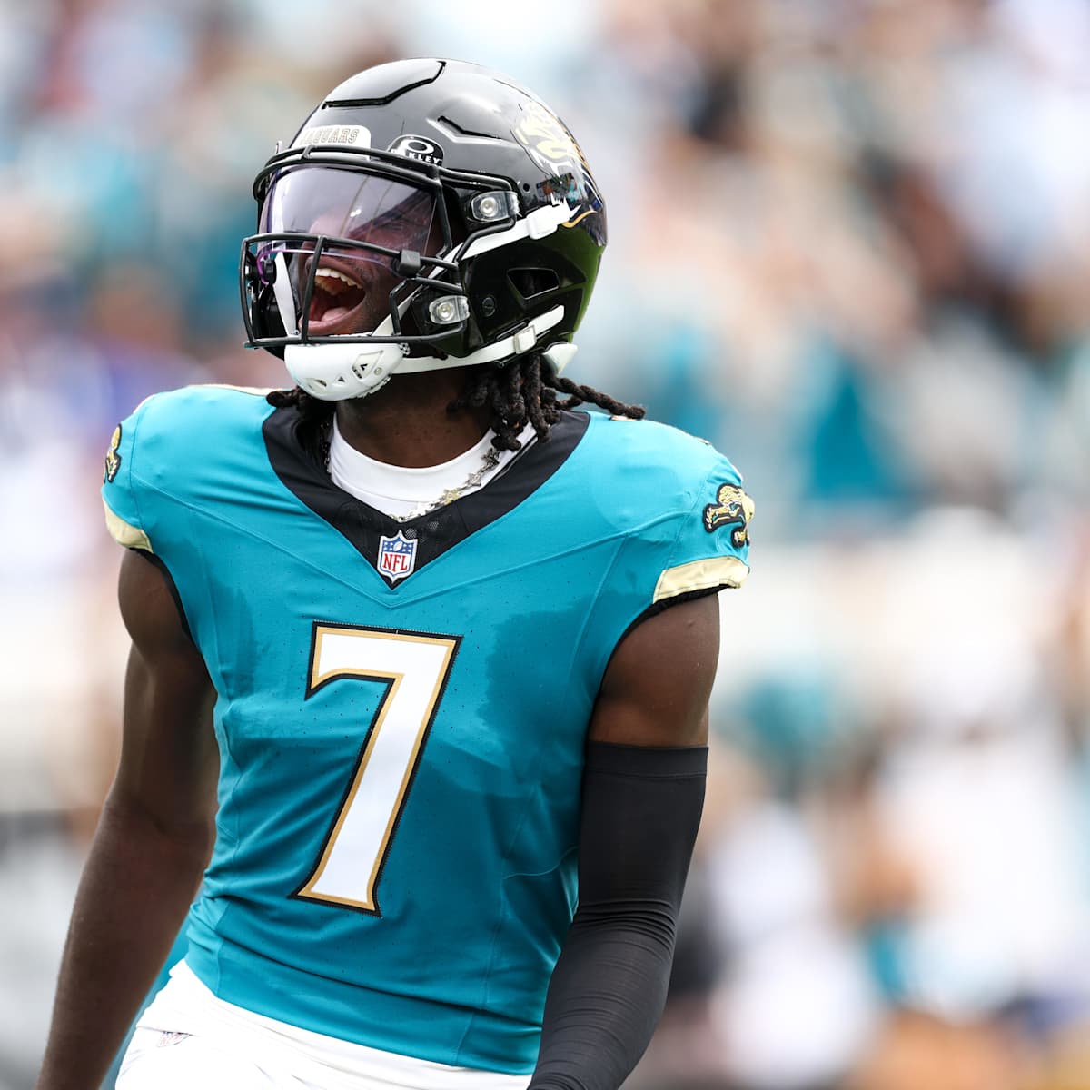 1200x1200 REPORT: Expert Gives Jaguars' Star Rookie Respect He Deserves