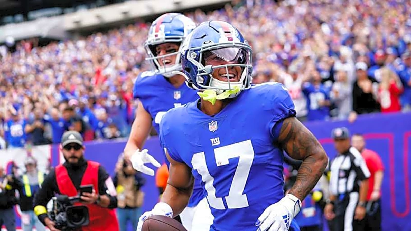 1600x900 Titans, Wan'Dale Robinson Momentum Continues to Build
