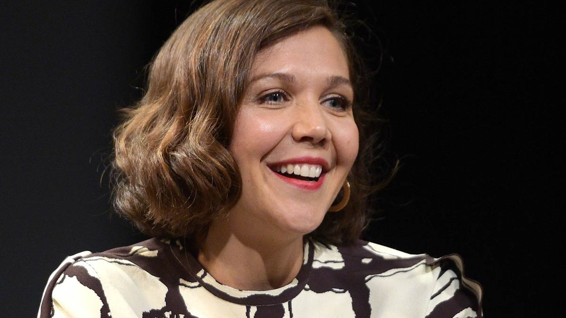 1920x1080 Maggie Gyllenhaal has sweetest moment with rarely seen lookalike daughter. HELLO!