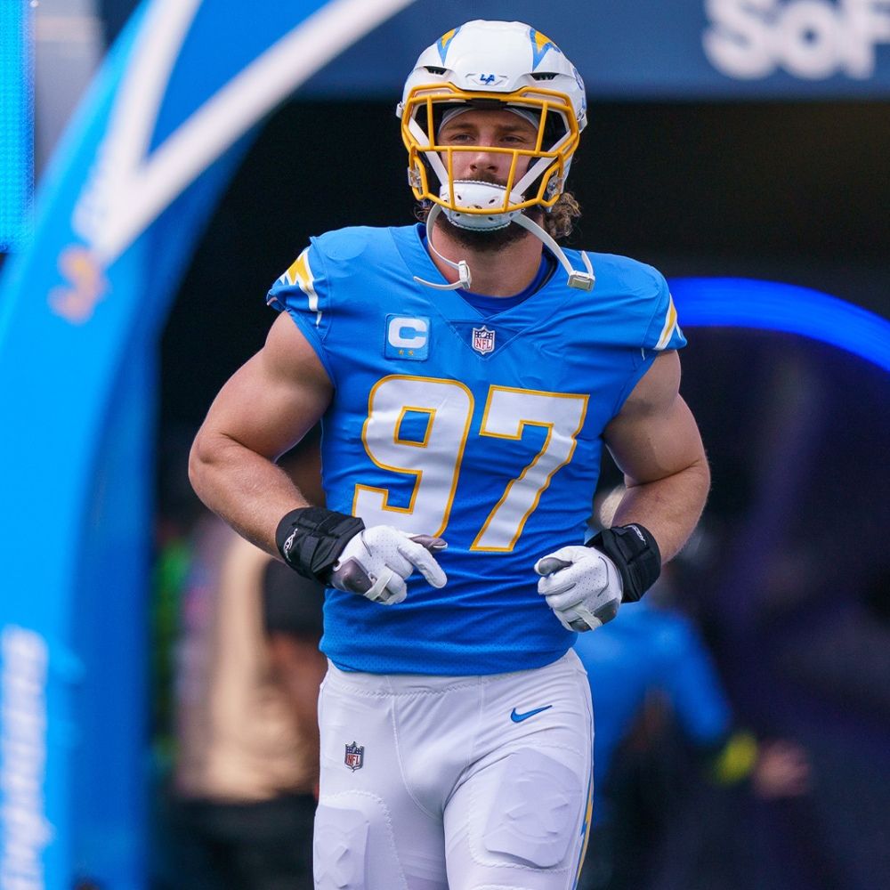1000x1000 Joey Bosa Pfp Bosa Pfp, Profile Picture, Avatar, Dp, icon [ HQ ]