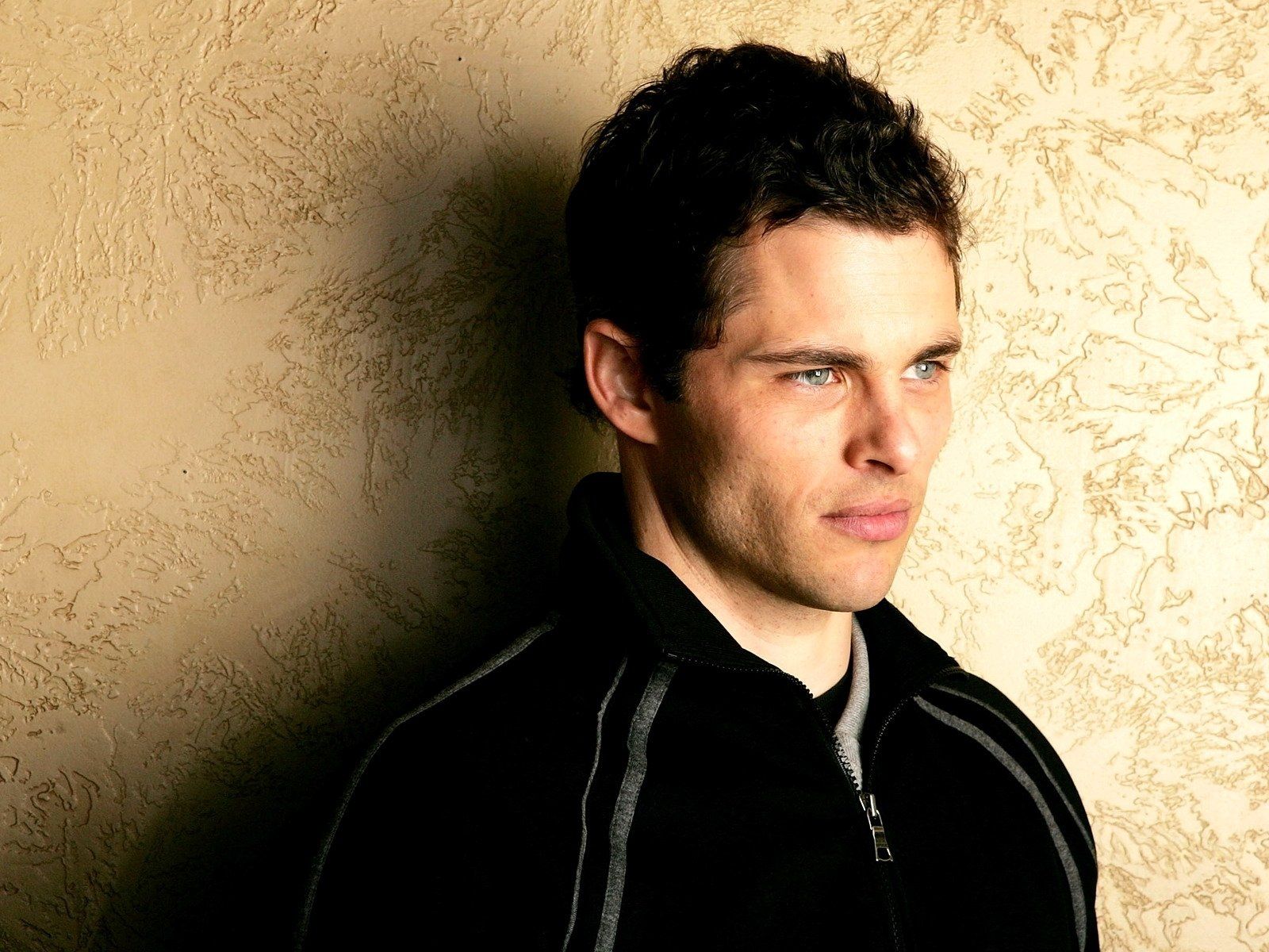 1600x1200 Download Celebrity James Marsden Wallpaper