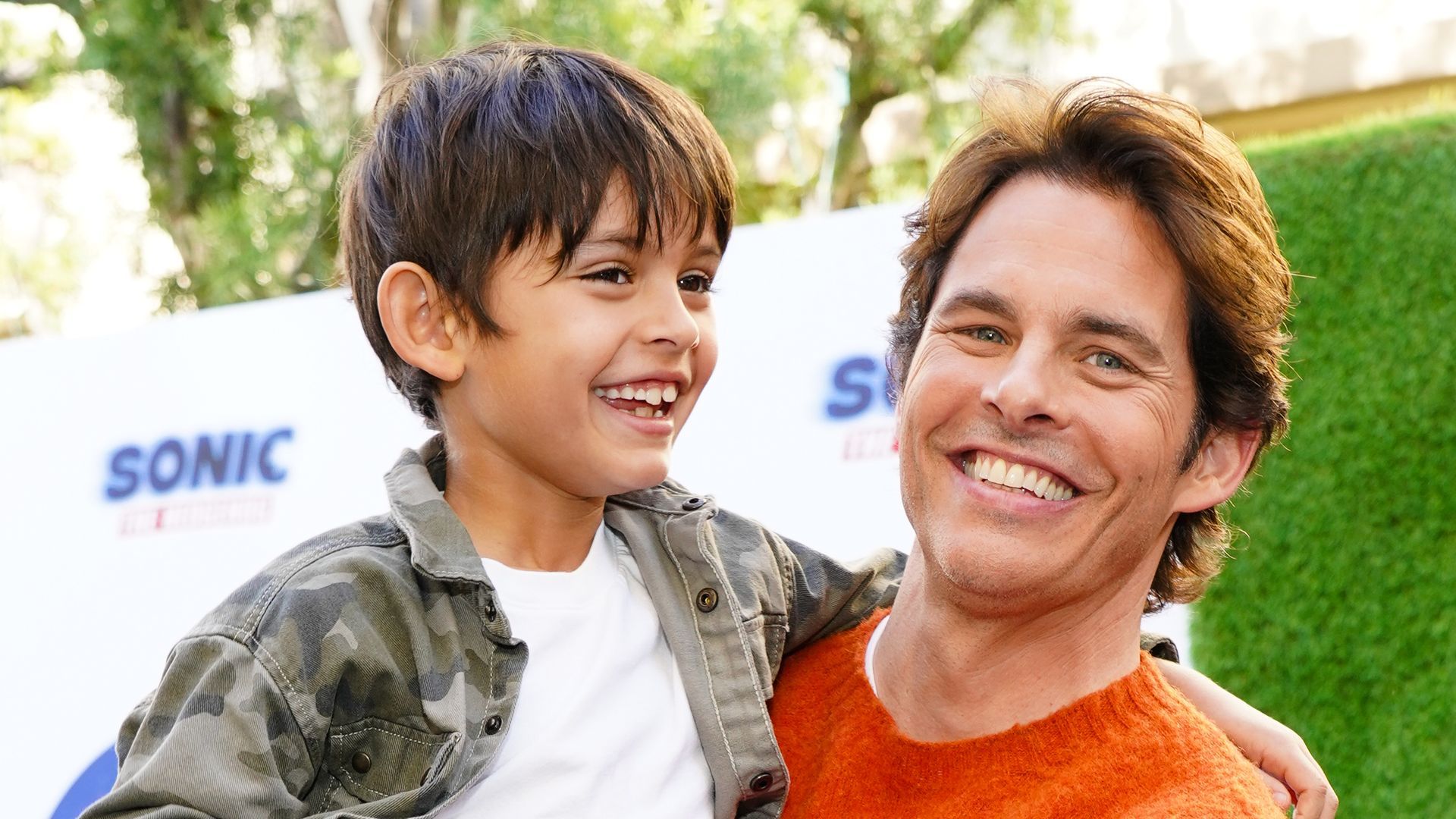 1920x1080 James Marsden's family life