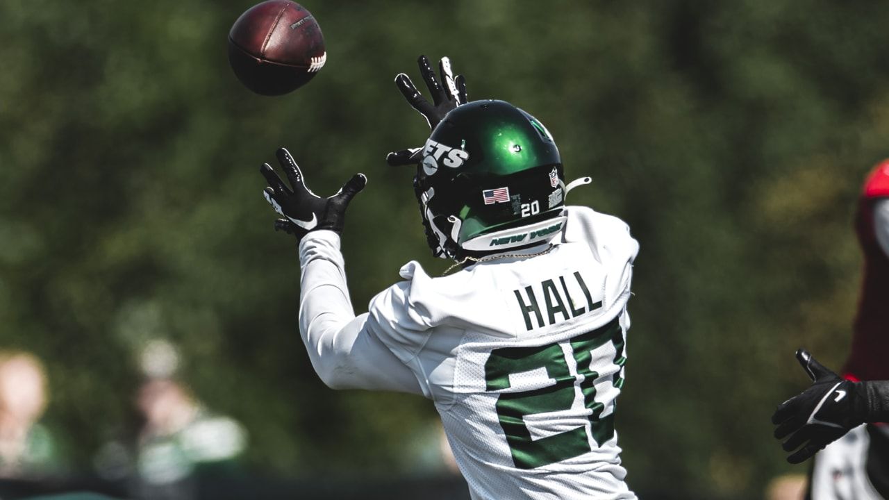 1280x720 Jets Rookie RB Breece Hall Continues to Learn the Nuances of a New Offense