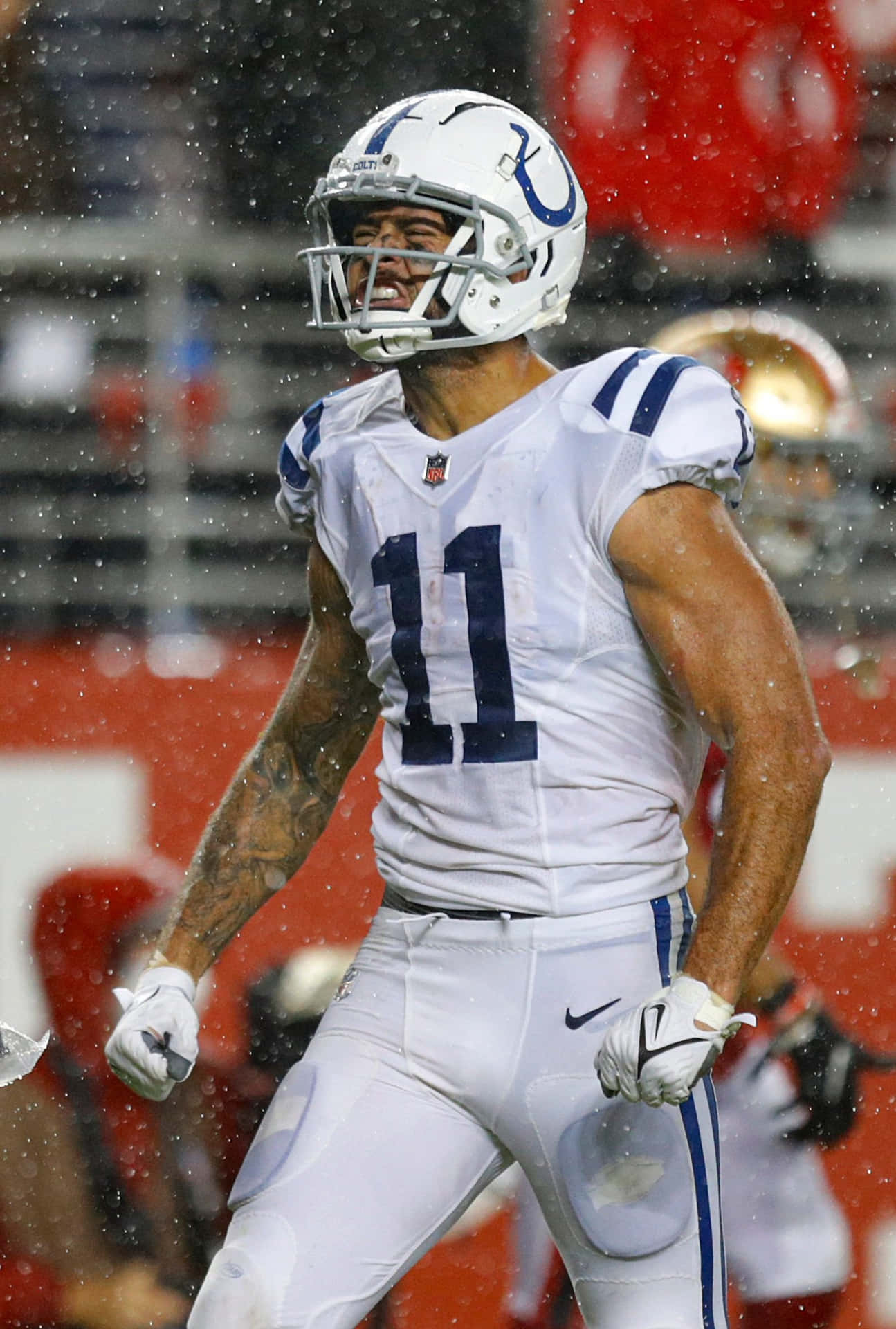 1295x1920 Michael Pittman Jr Wallpaper