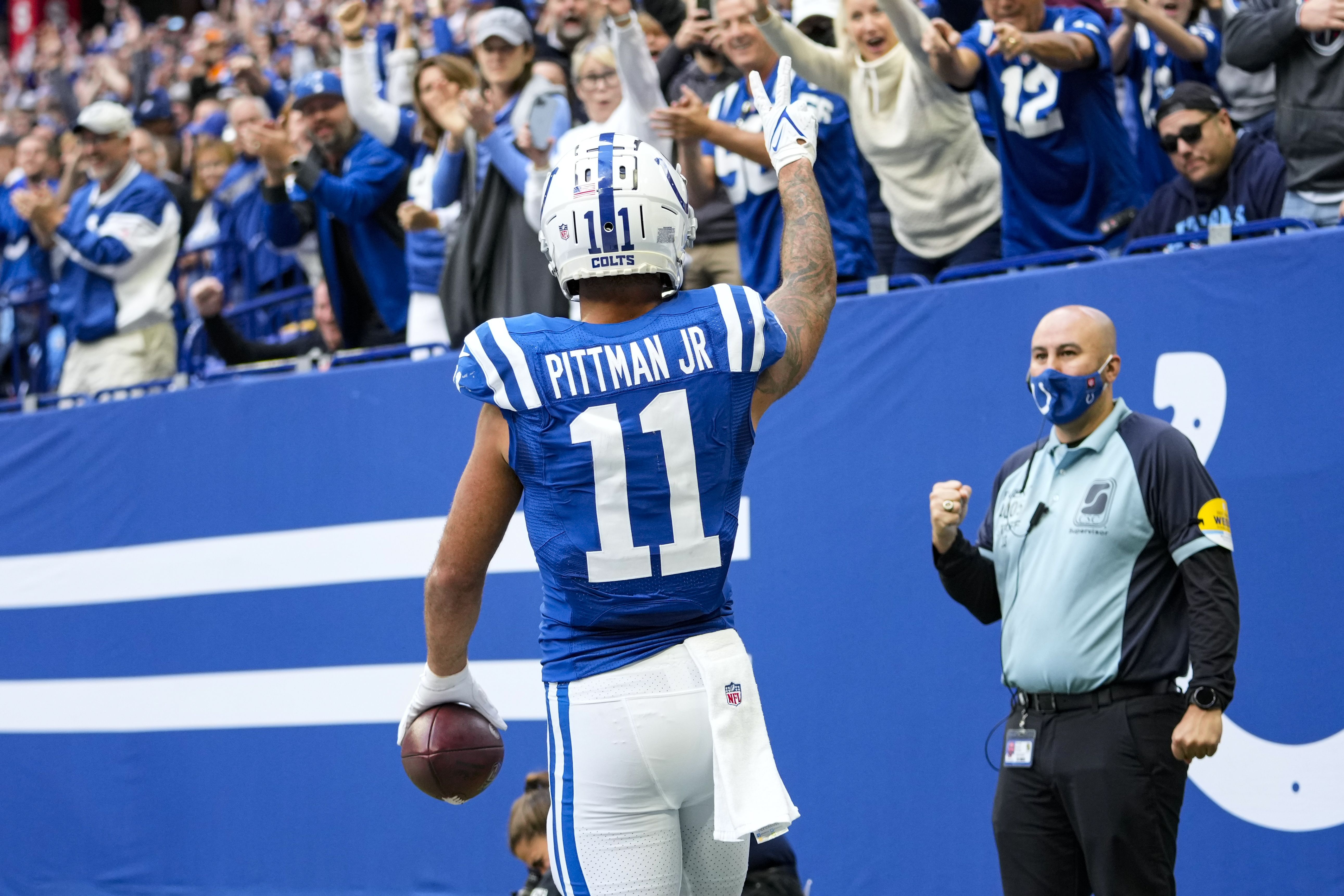 5164x3443 Trojans in the NFL: Week 8