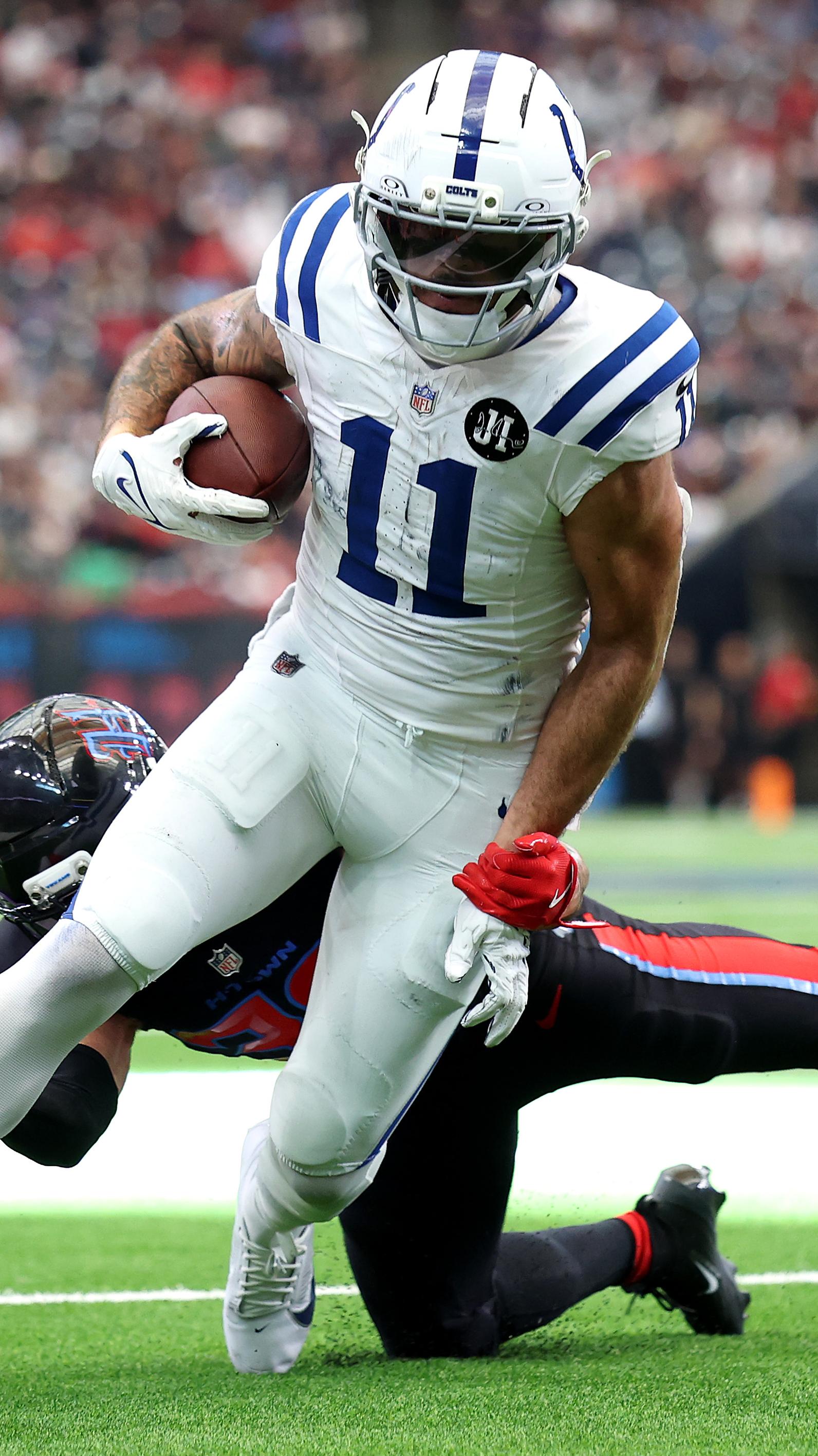 1592x2834 Steelers find WR2 in Michael Pittman Jr
