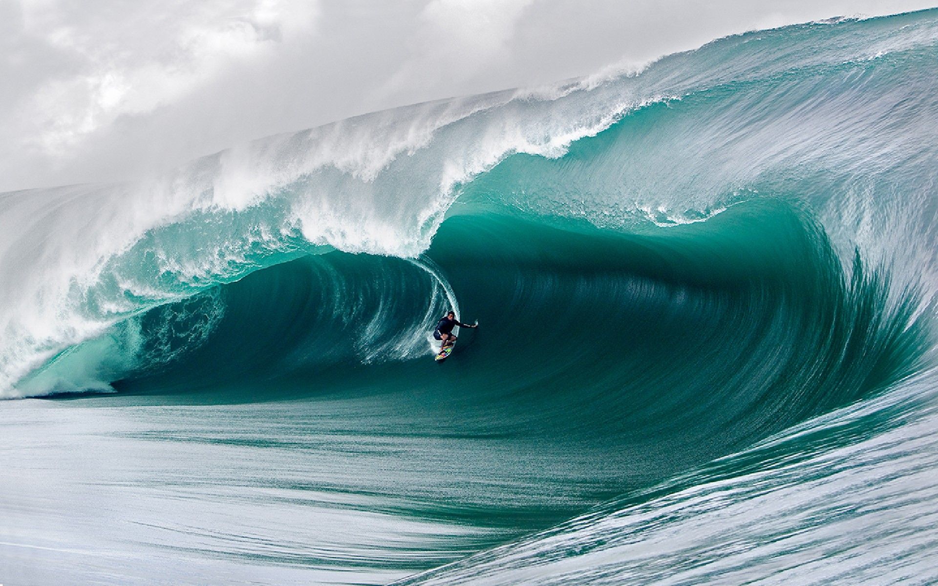 1920x1200 Surfing Big Waves Wallpaper