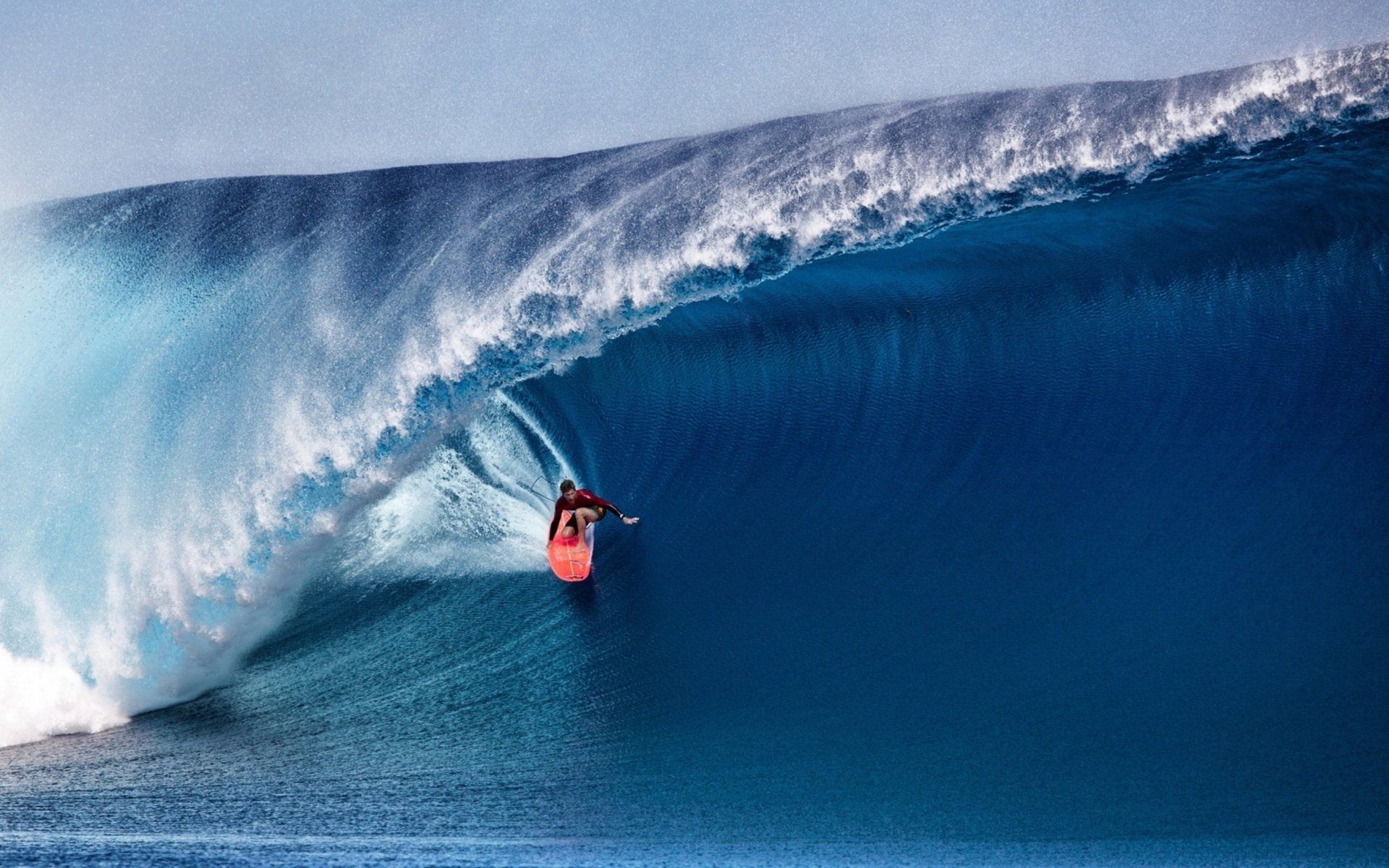 1920x1200 Epic HD Surfing Action: Ride the Wave of Extreme Sports