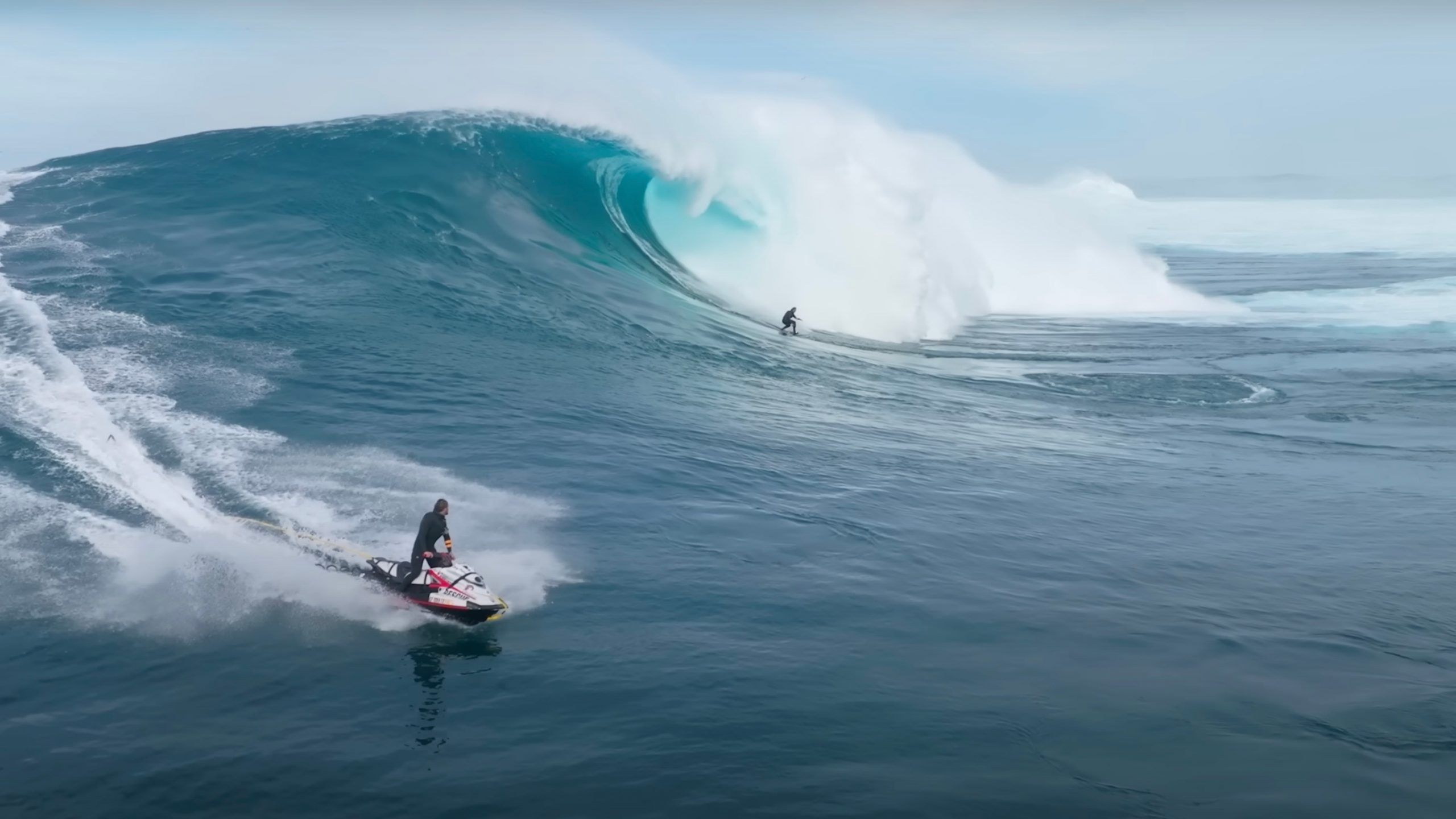 2560x1440 Behind the scenes: Jet Ski riders on Cortes Bank big wave surf mission