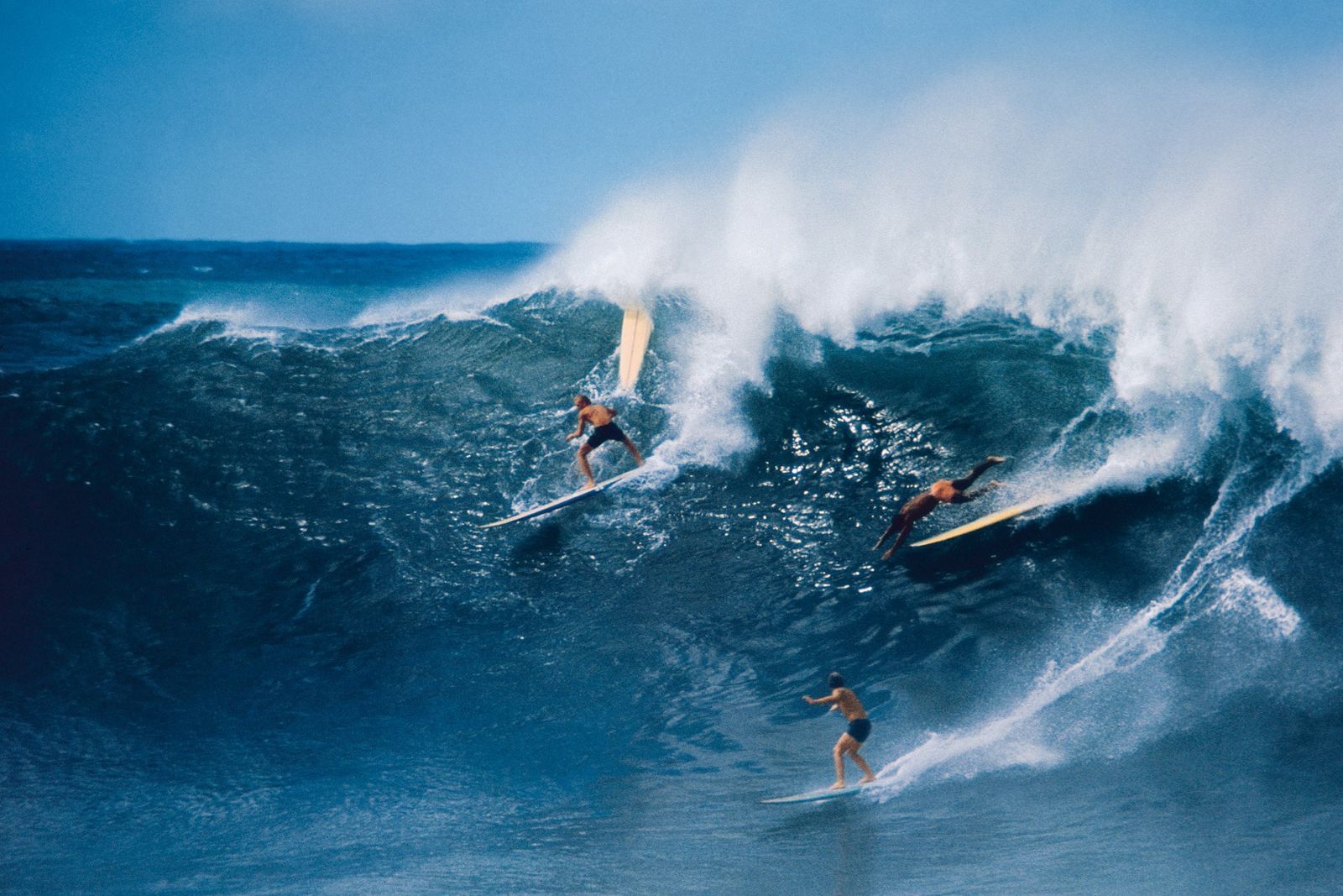 1600x1067 The world's best surf spots. A history of surfing