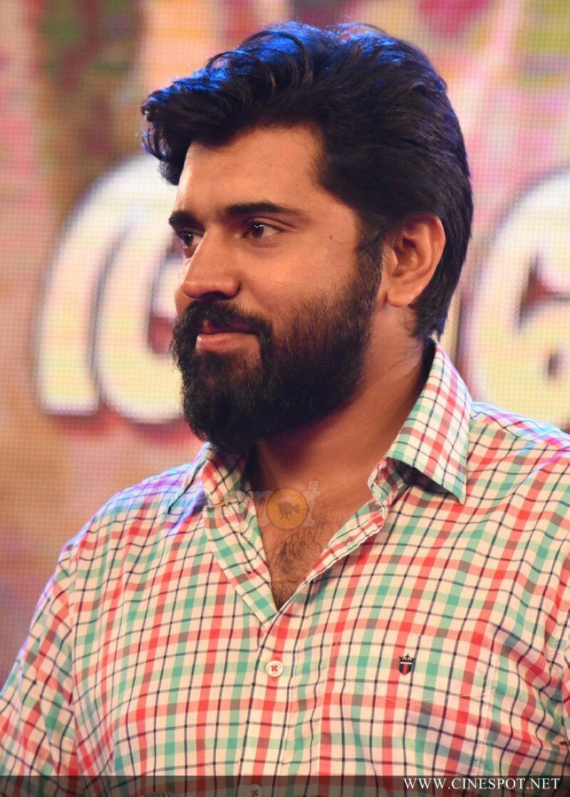 800x1118 Nivin Pauly Actor Photo