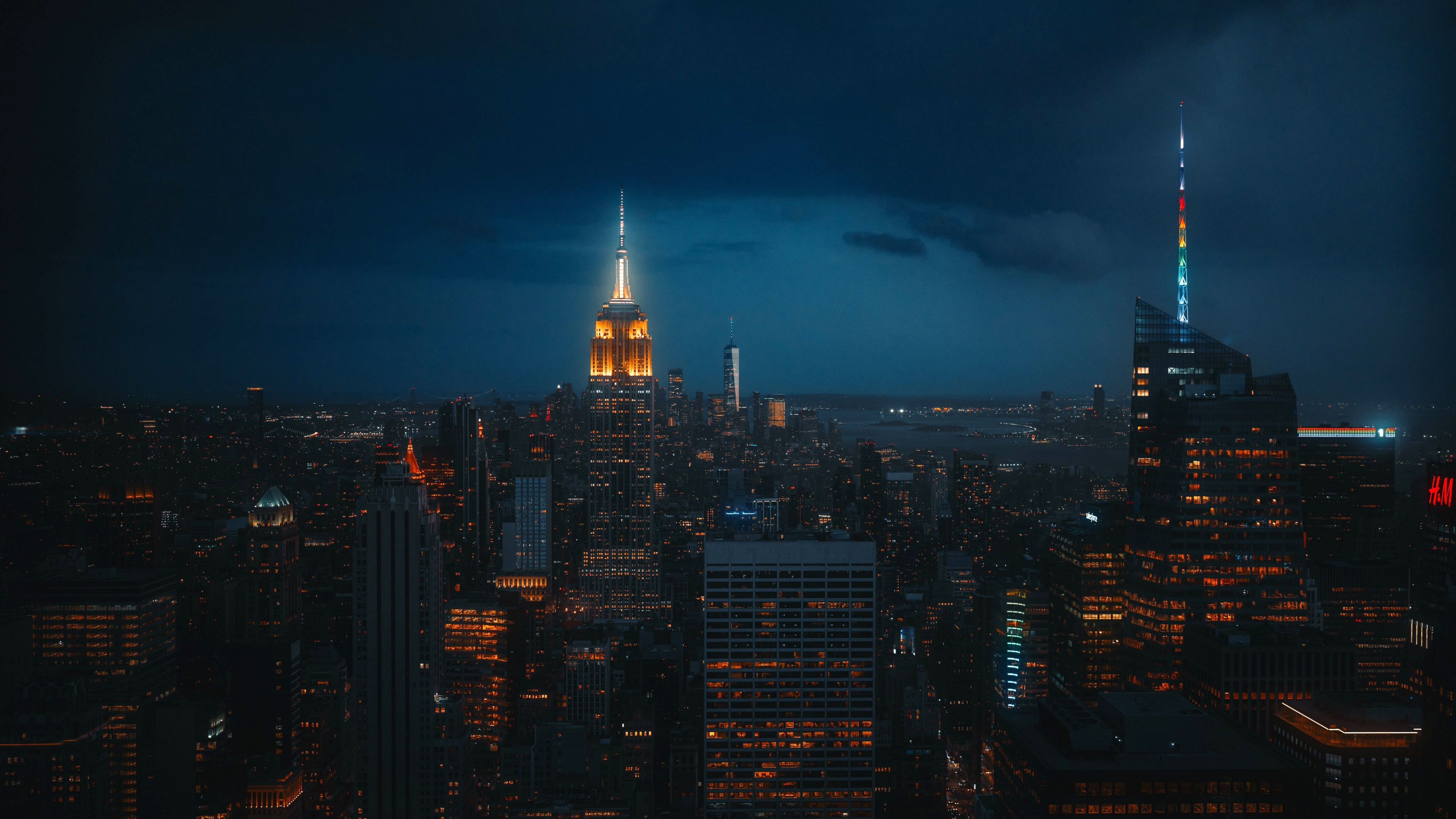 3840x2160 New York City Skyline at Night Aesthetic 4K Wallpaper