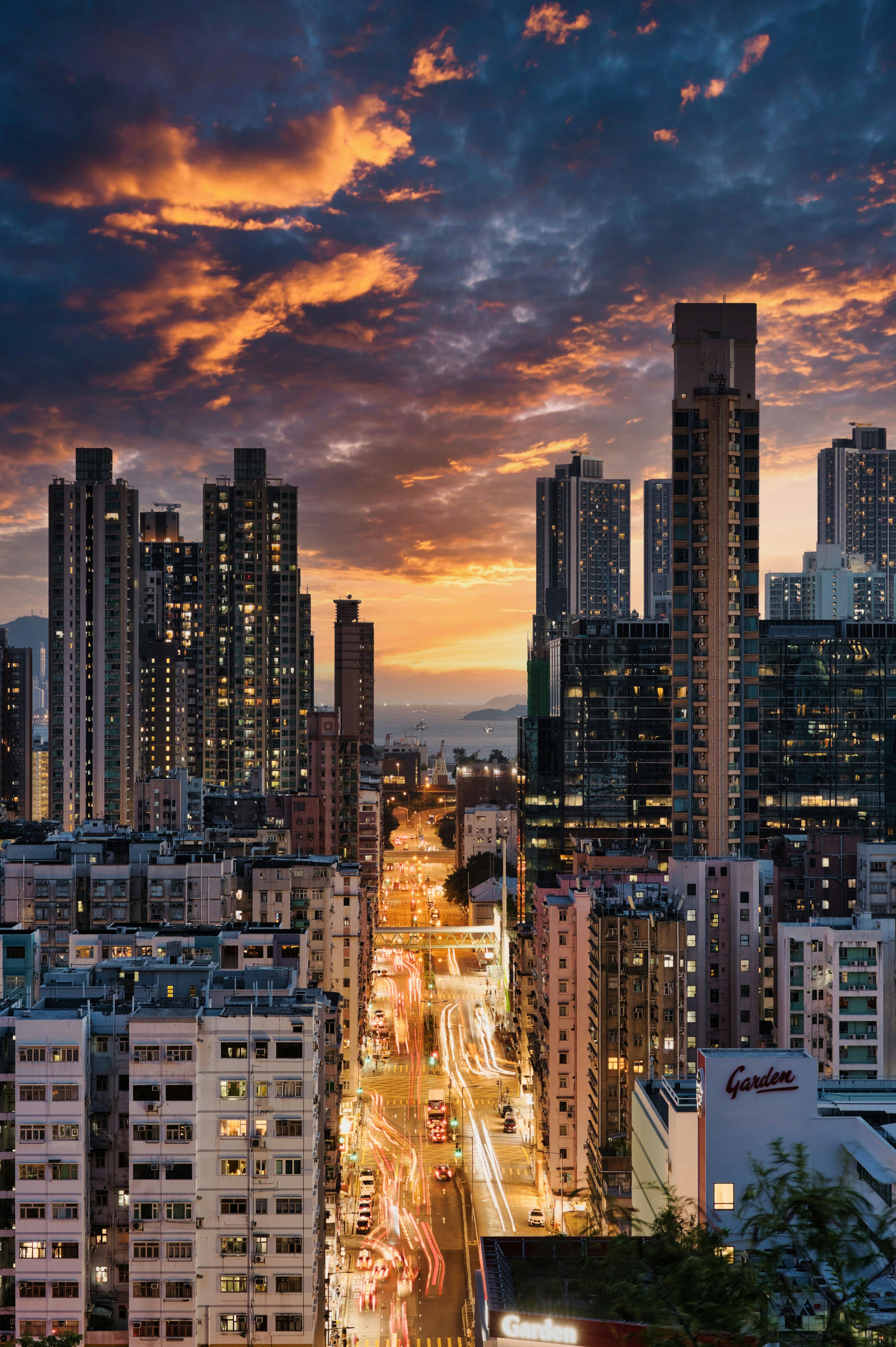 3943x5925 Aerial View of a Modern City at Sunset · Free
