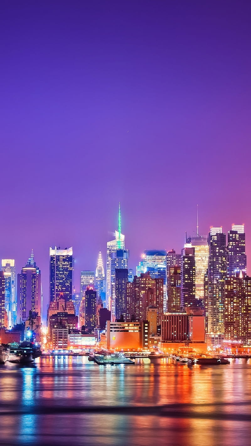 800x1423 City View, cool, green, maze, new, new york, night, packers, runner, stills, HD phone wallpaper