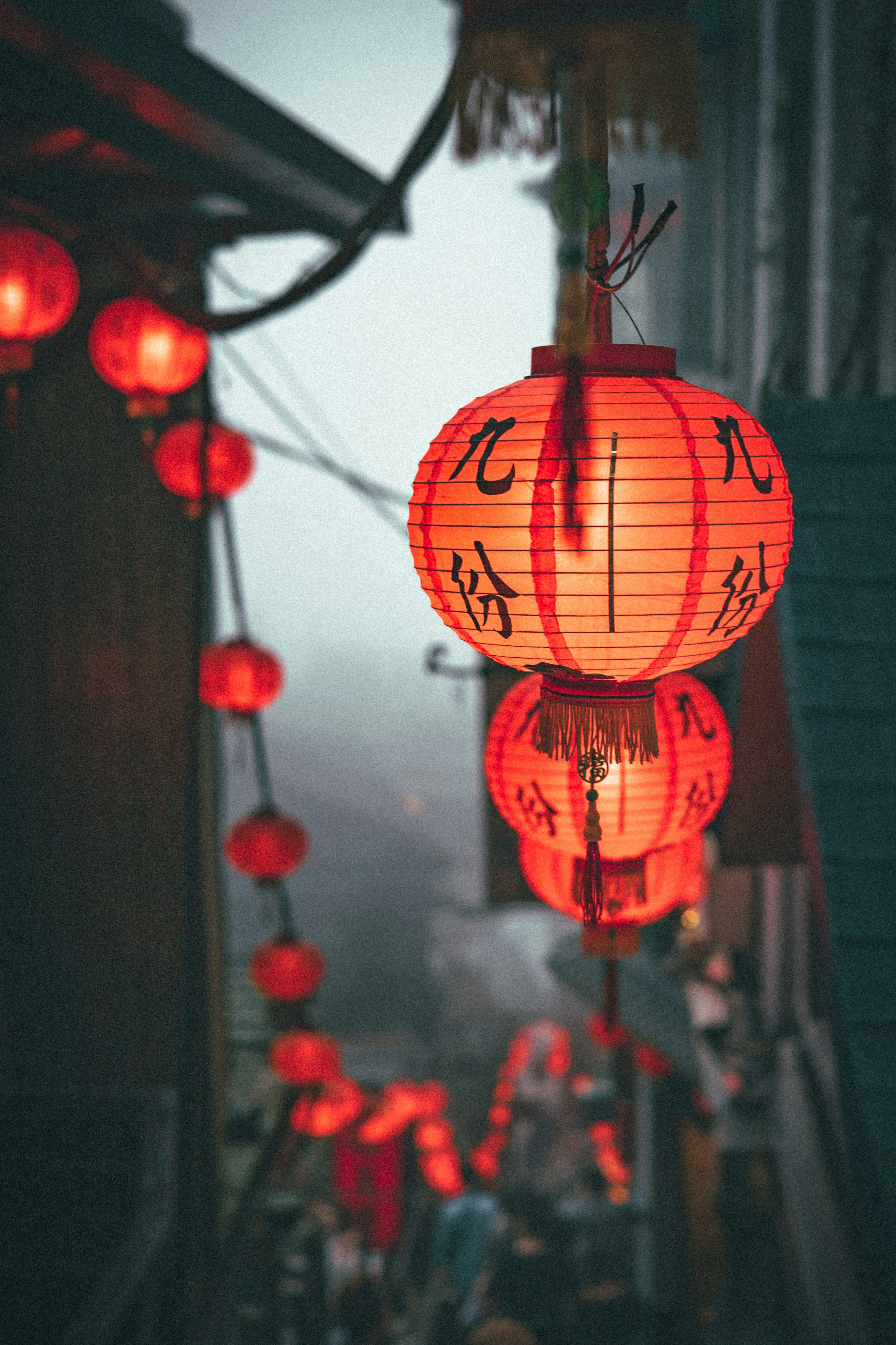 3000x4501 Red and black lantern with lights photo