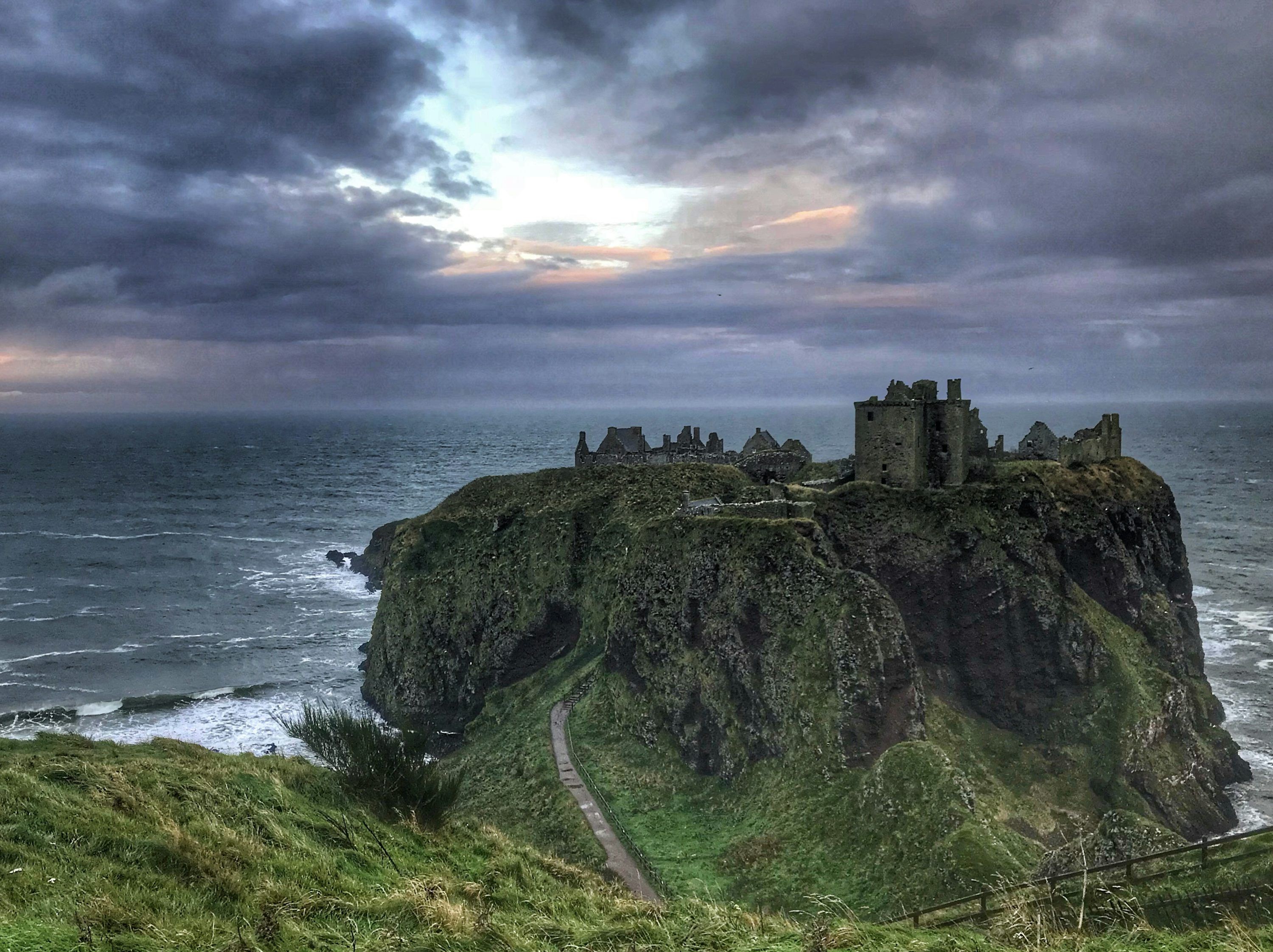 3000x2243 Scotland Castle Picture. Download Free Image