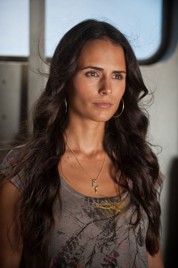 736x1106 Fast 5