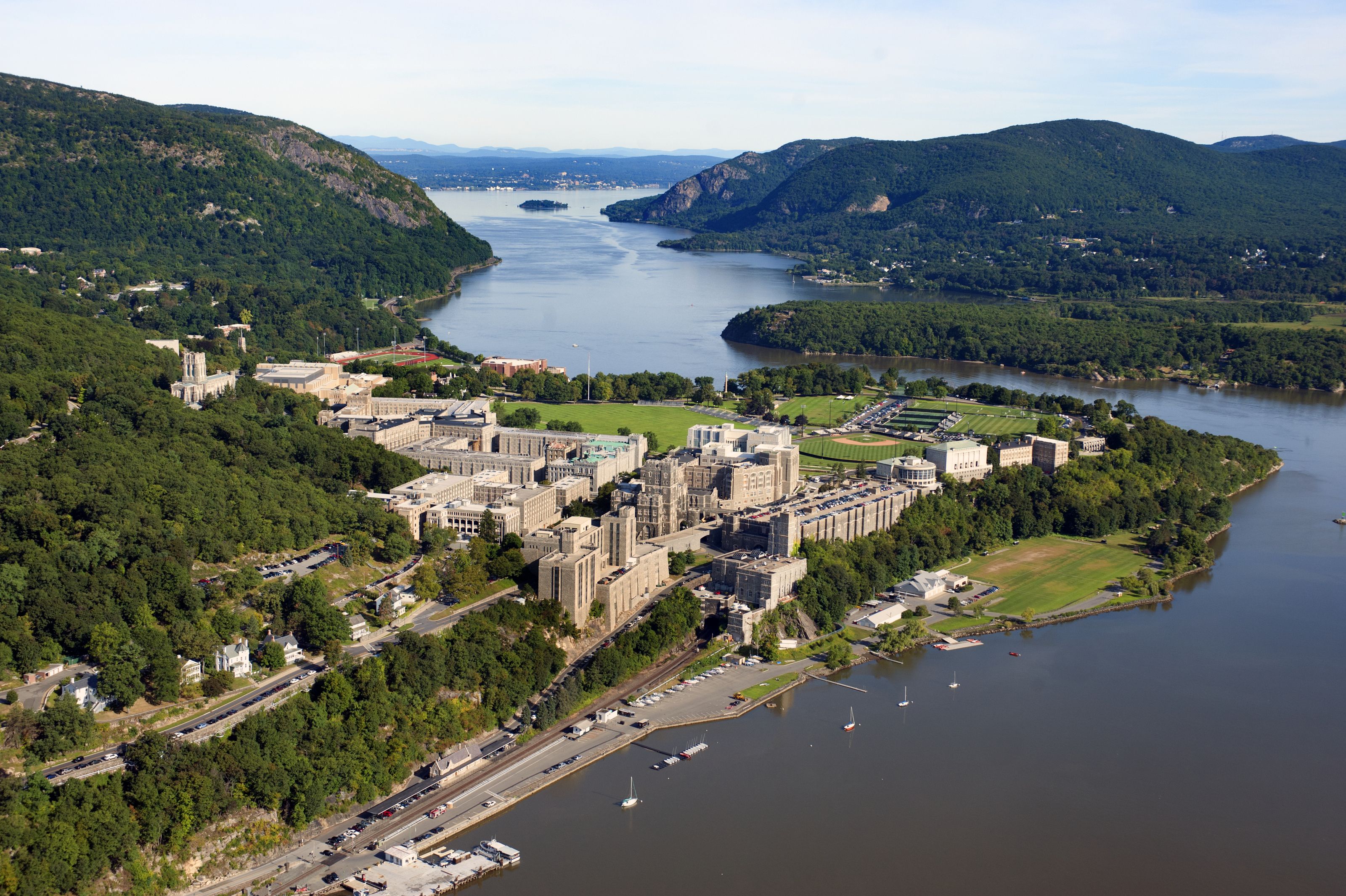 3200x2130 West Point View Wall Mural