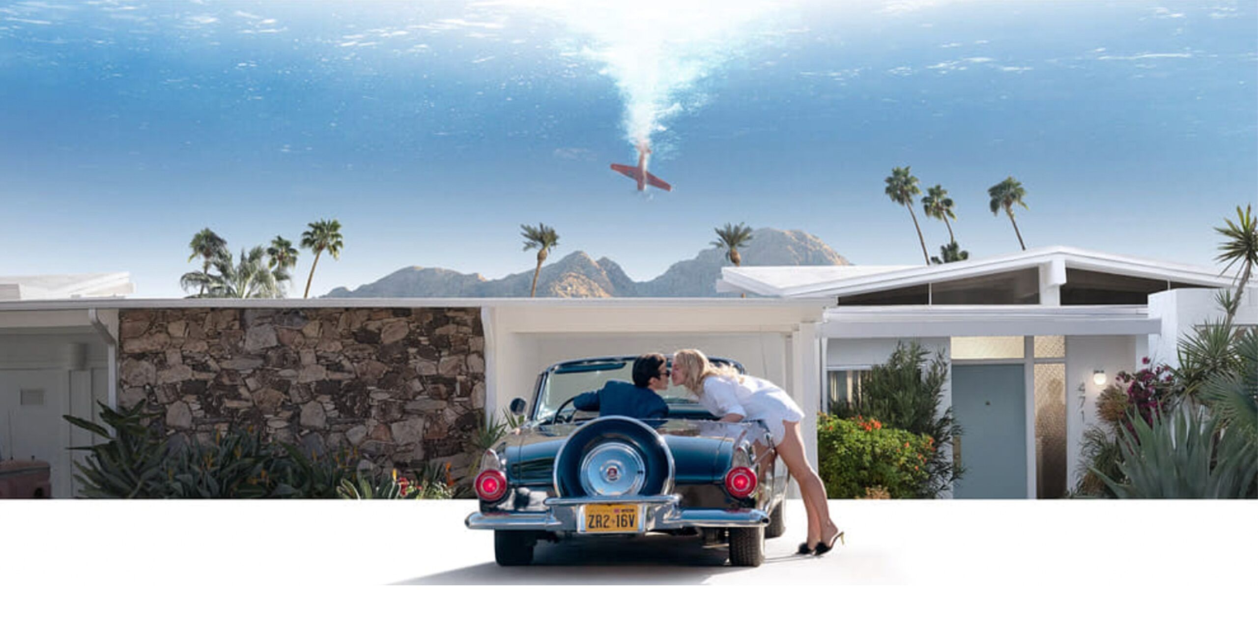 2560x1280 Should we be worried? A look at Don't Worry Darling. Fandango Groovers Movie Blog