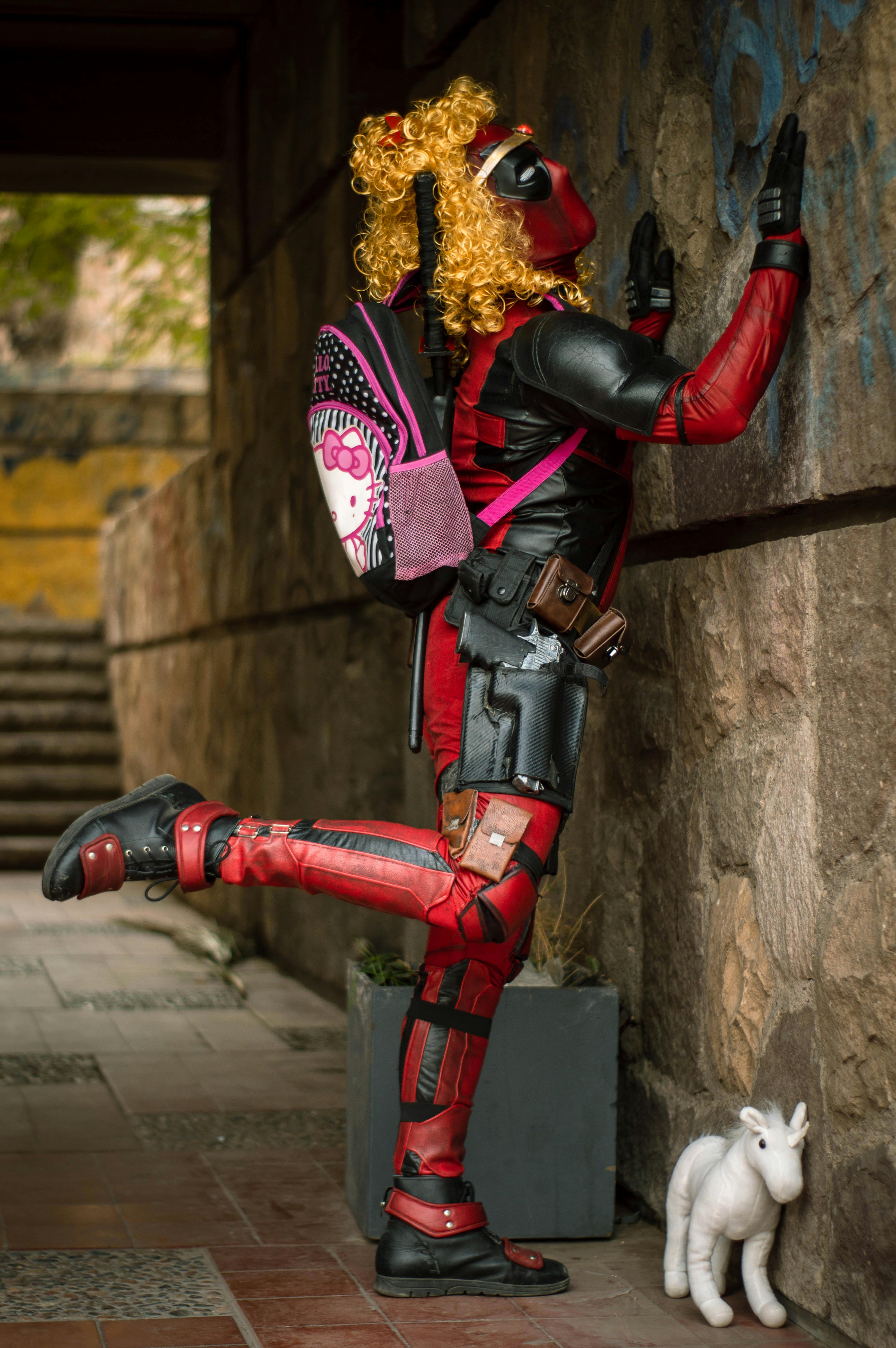 4000x6016 Deadpool Standing by Wall · Free