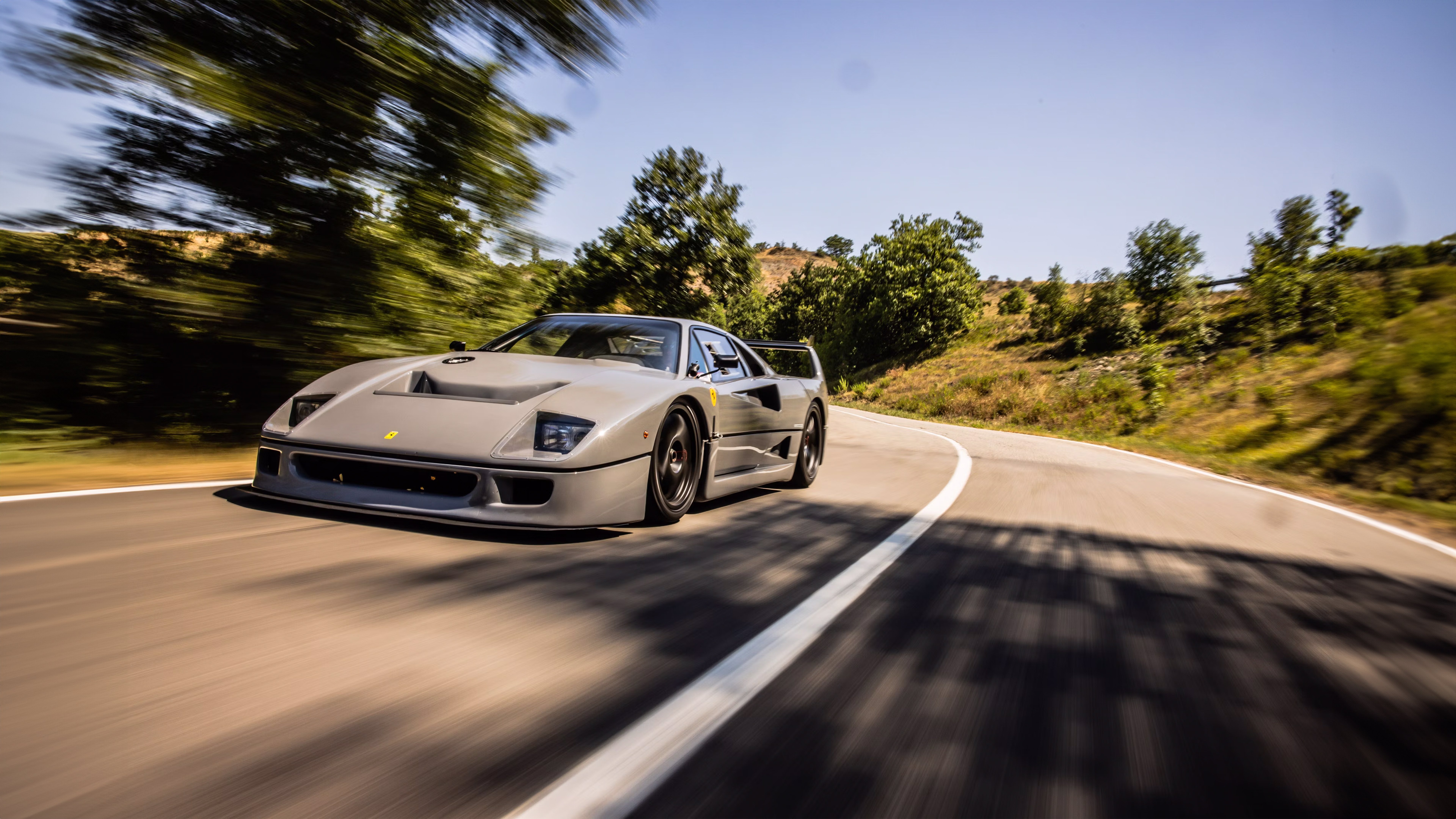 7680x4320 Ferrari F40 Wallpaper 8K