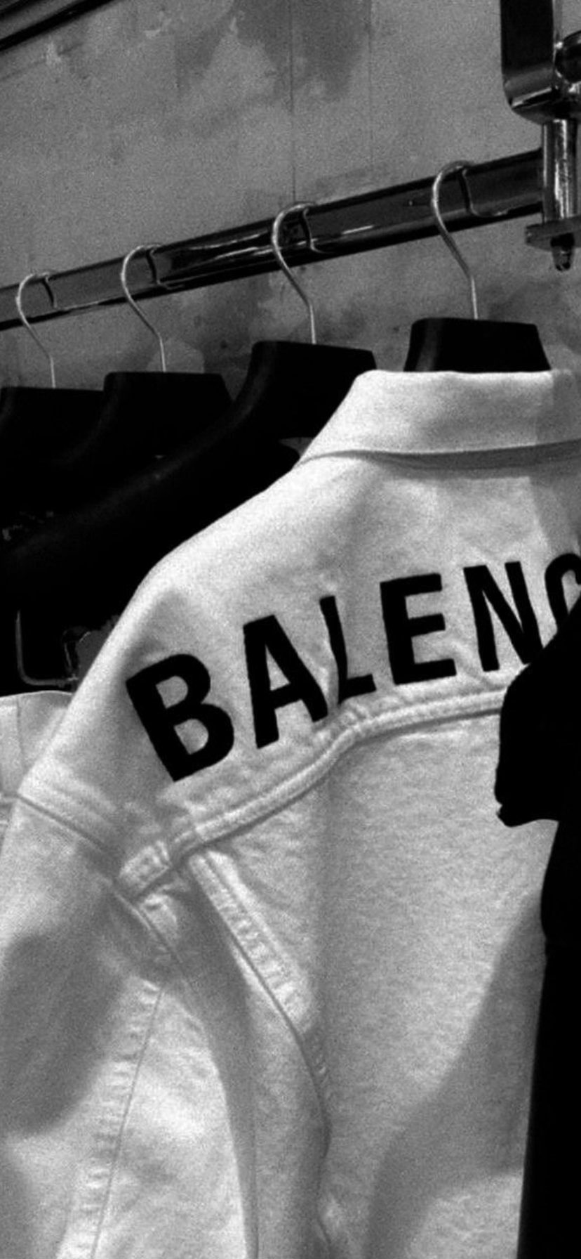 828x1792 Balenciaga Logo On Clothing