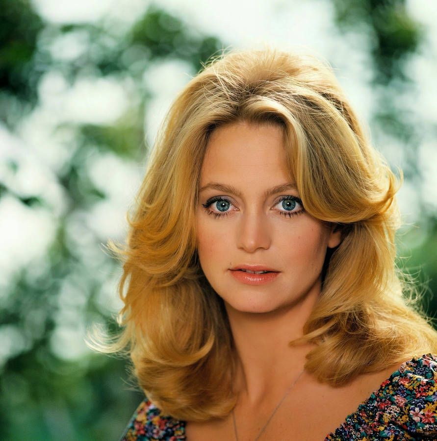 891x900 Goldie Hawn Picture