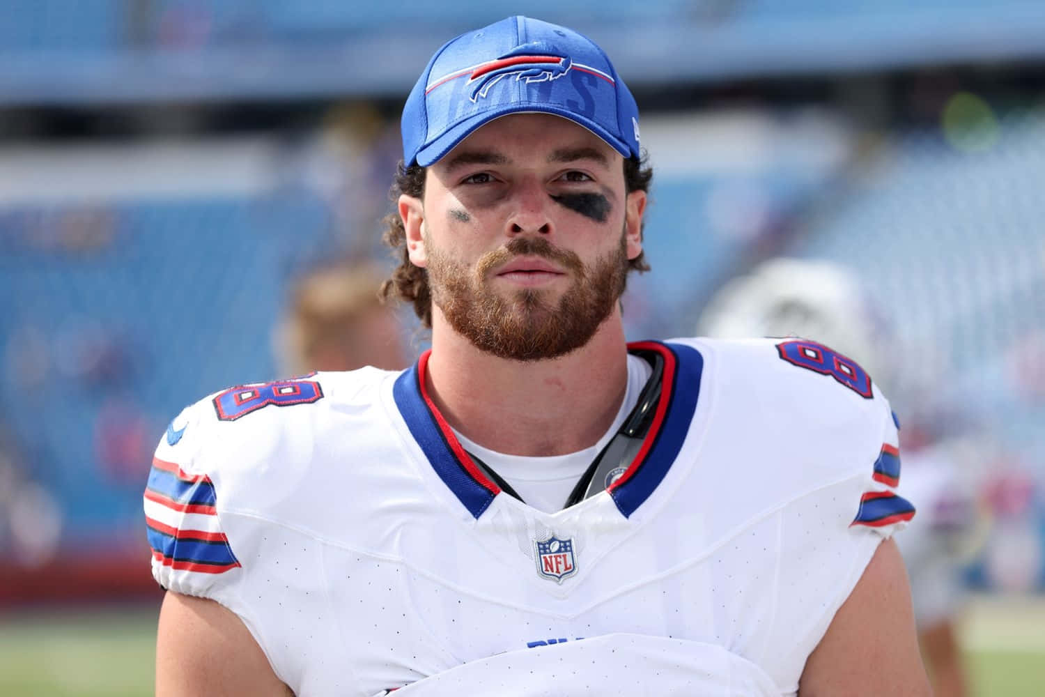 1500x1000 Download Buffalo Bills Player Dawson Knox Wallpaper