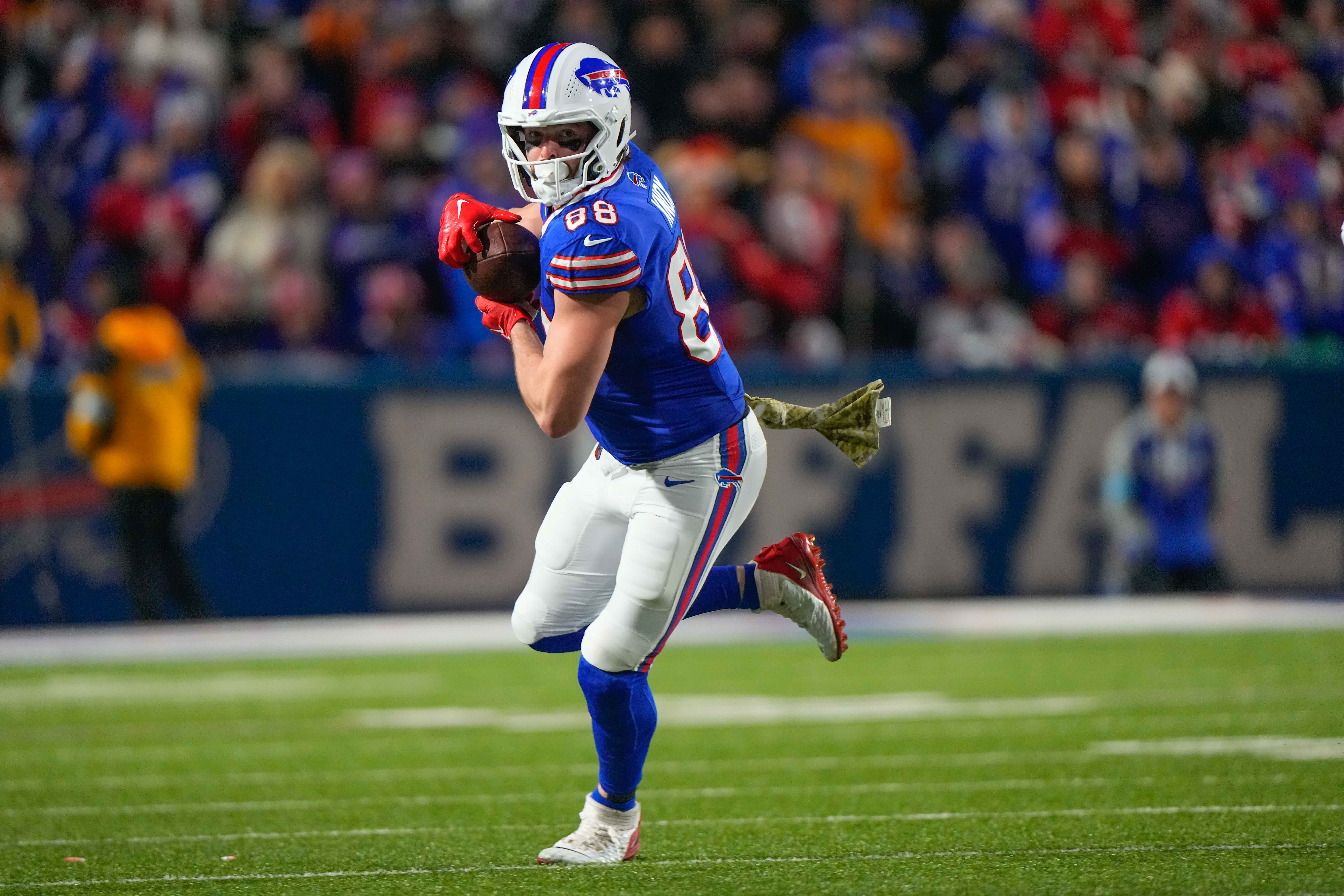 7994x5330 NFL Week 13 Start or Sit: Dawson Knox